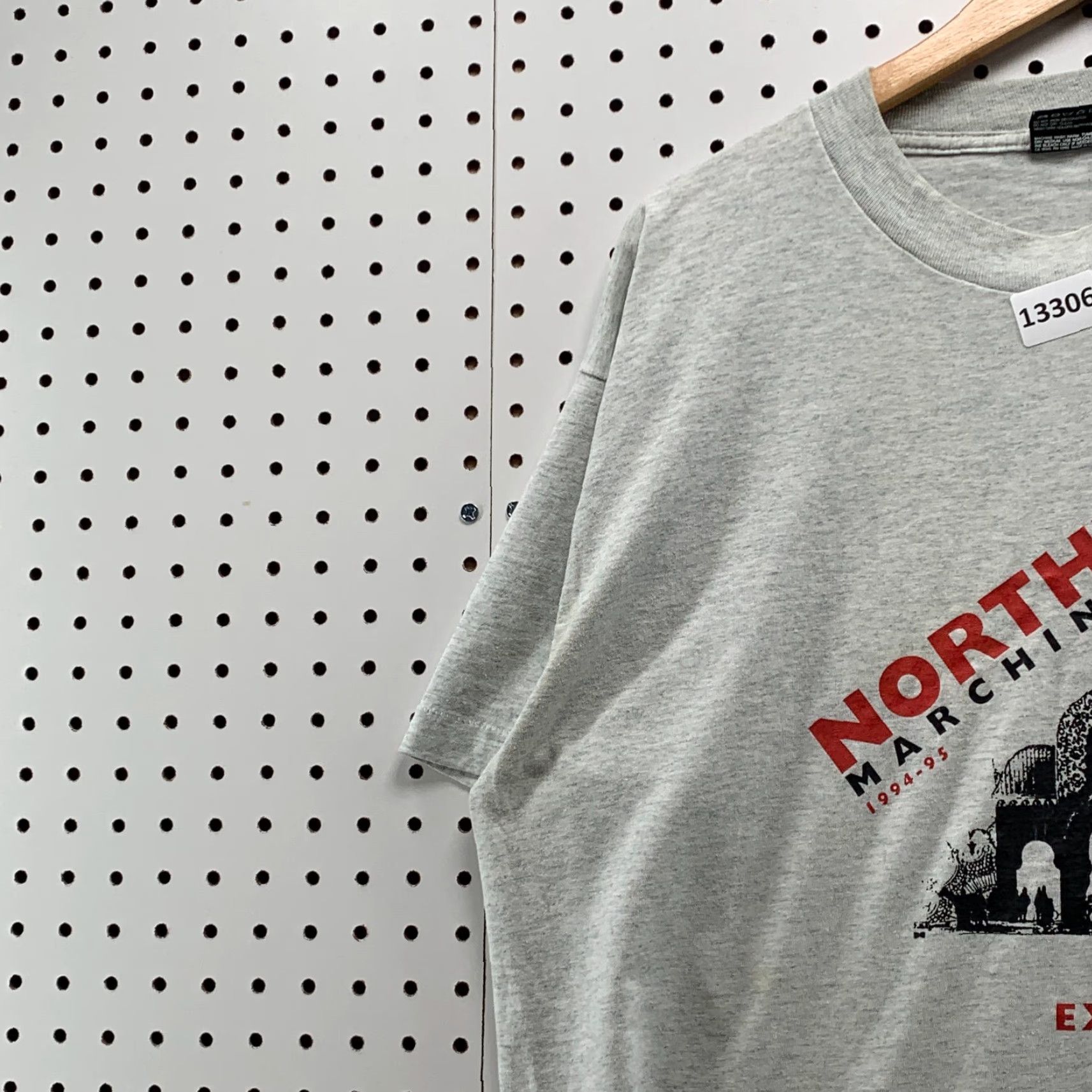Fruit Of The Loom VINTAGE Northview Marching Band Gray T-Shirt Adult XL Short Sleeve Crew Neck Single Stitch 90s Logo Dreams In Motion Mens/Womens Size US XL / EU 56 / 4 - 4 Thumbnail