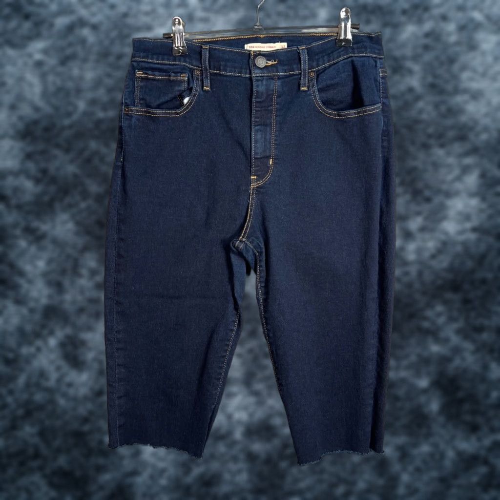 Levi's Levi's 724 Jeans Women's 32 High Rise Straight Crop Dark Wash Denim Frayed Hem Blue 5-Pocket Regular Size 32 Womens Jeans Size 24" / US 00 / IT 34 - 1 Thumbnail