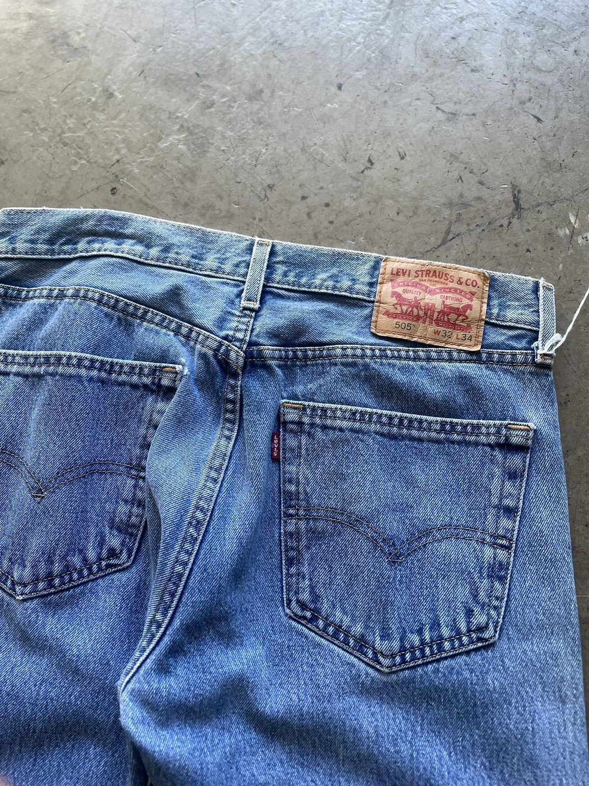 Levi's Vintage Levi 505 Distressed Denim Size US 33 - 3 Thumbnail