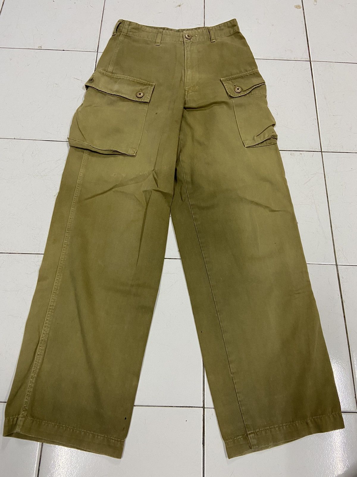 Vintage VINTAGE ARMY MONKEY POCKET CARGO PANTS Size US 28 / EU 44 - 2 Thumbnail