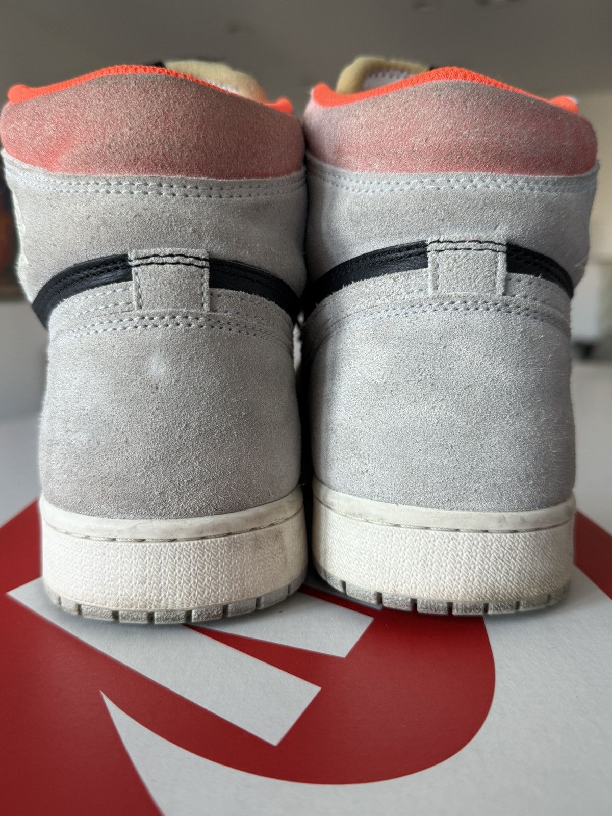 Jordan Brand × Nike Jordan 1 Retro High - Neutral Grey Hyper Crimson Size US 10 / EU 43 - 5 Thumbnail