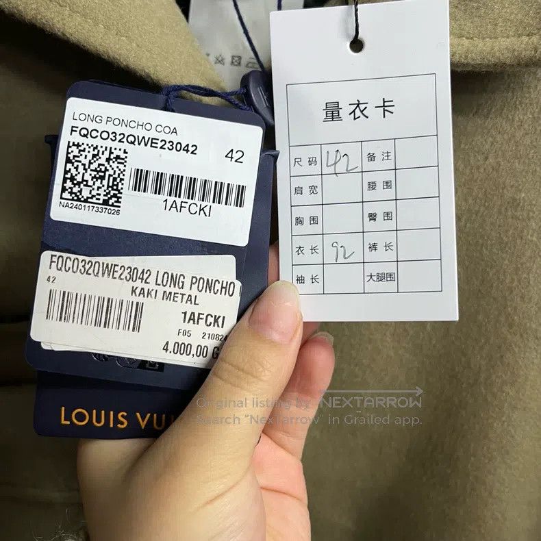 Louis Vuitton Louis Vuitton Sea Beige Solid Turtleneck Single Breasted C Size M / US 6-8 / IT 42-44 - 2 Thumbnail