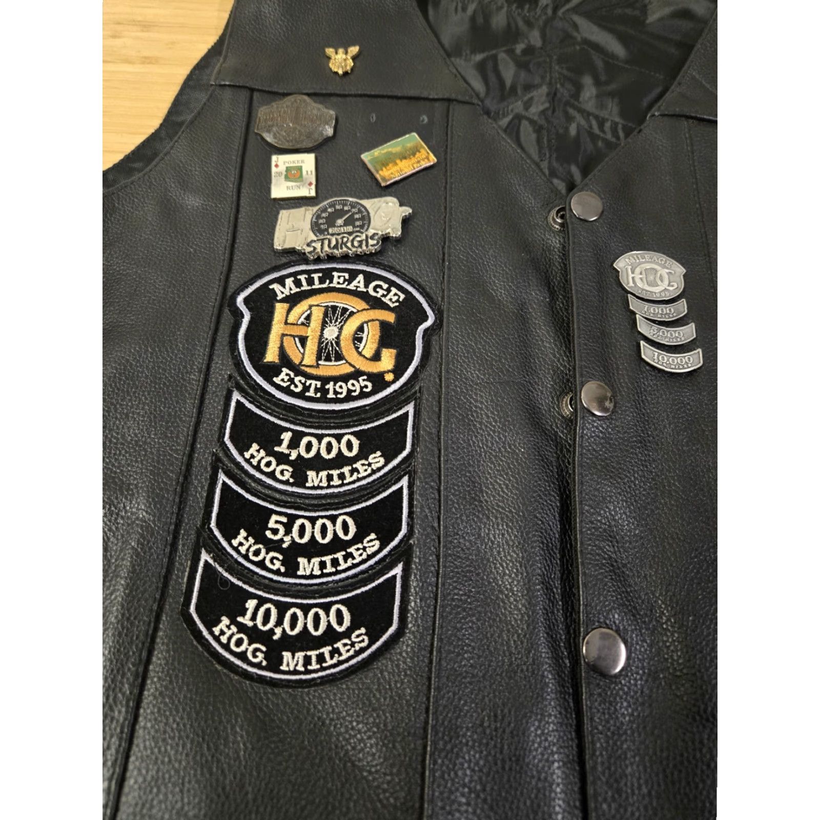 Harley Davidson VINTAGE Harley-Davidson Leather Biker Vest Men 44 Black Leather Lining Pins & Patches Biker Reg/Regular Size US S / EU 44-46 / 1 - 2 Thumbnail