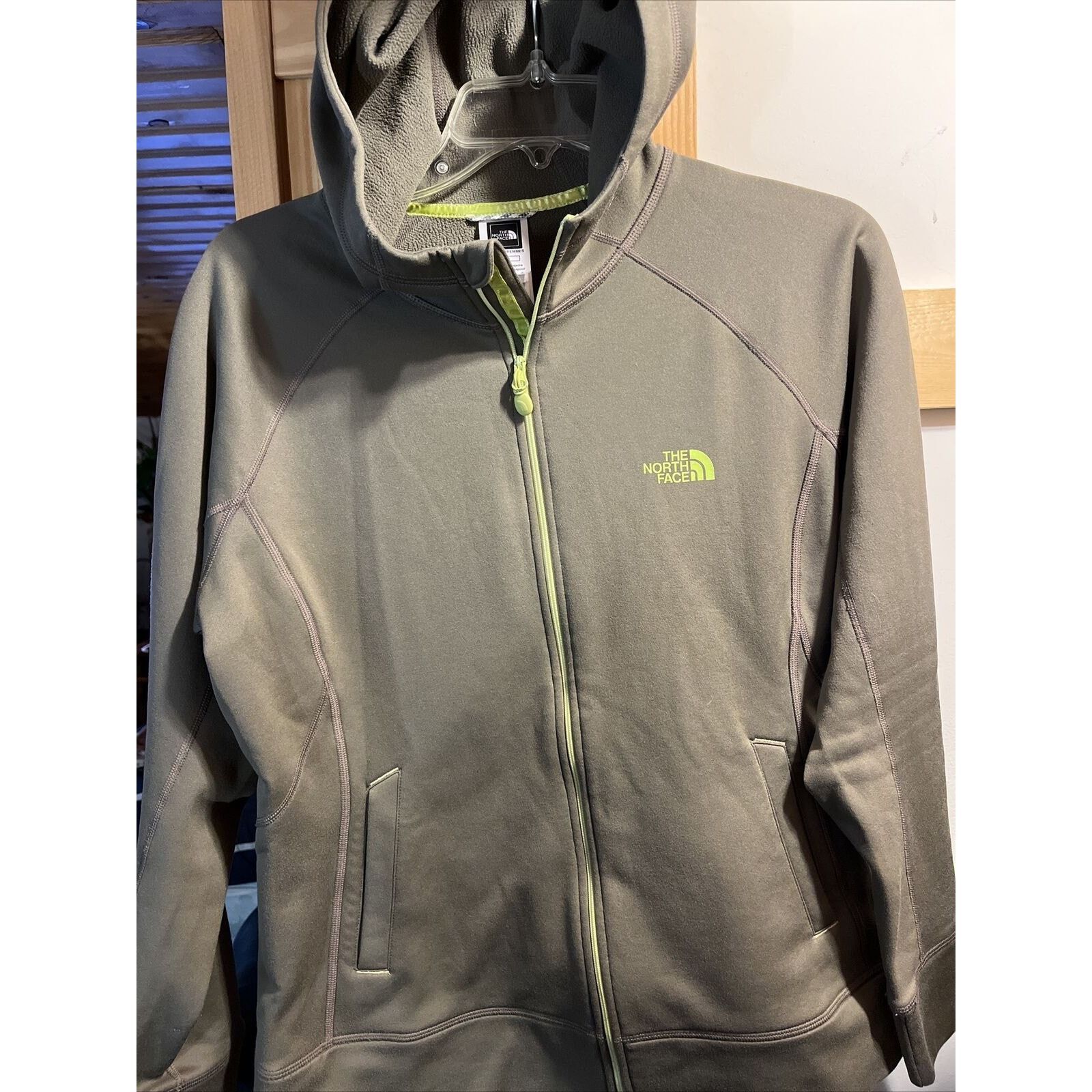The North Face The North Face Women’s L Gray LS zip Polyester Fleece Jacket Size L / US 10 / IT 46 - 2 Thumbnail
