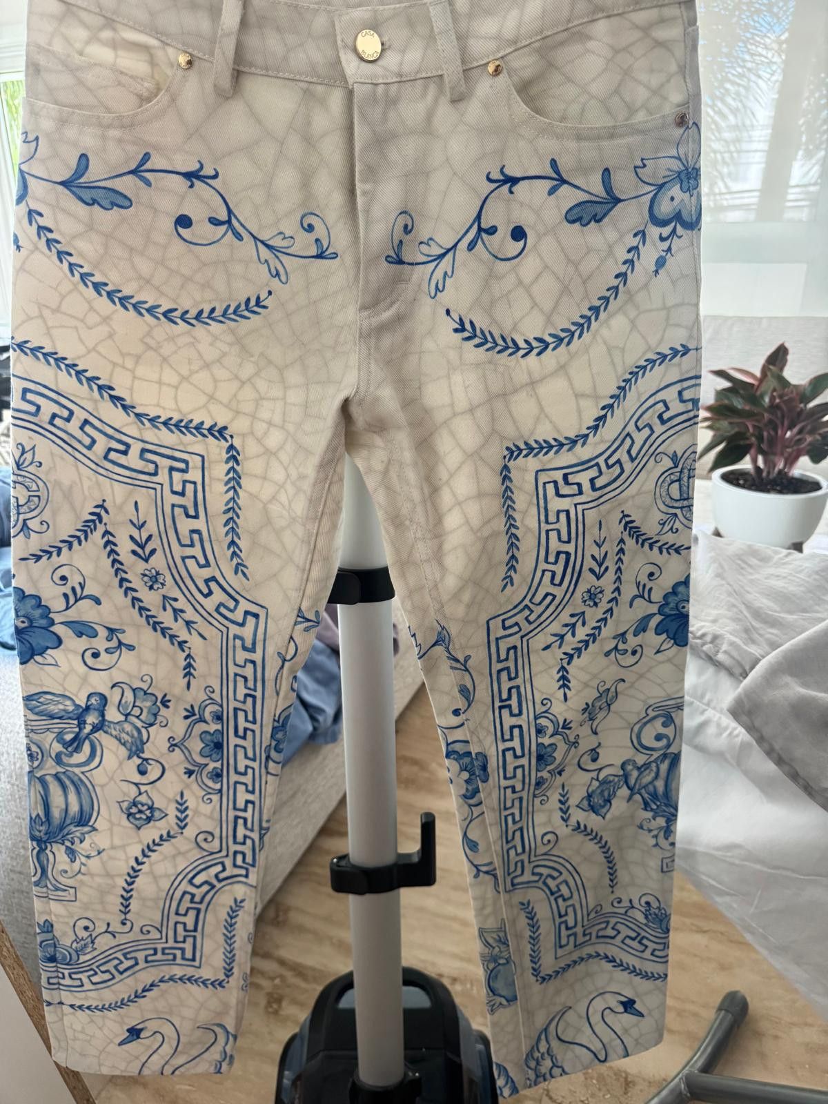 Casablanca Casablanca Porcelain / "Ming" Print Birdie Jeans Size US 30 / EU 46 - 1 Thumbnail