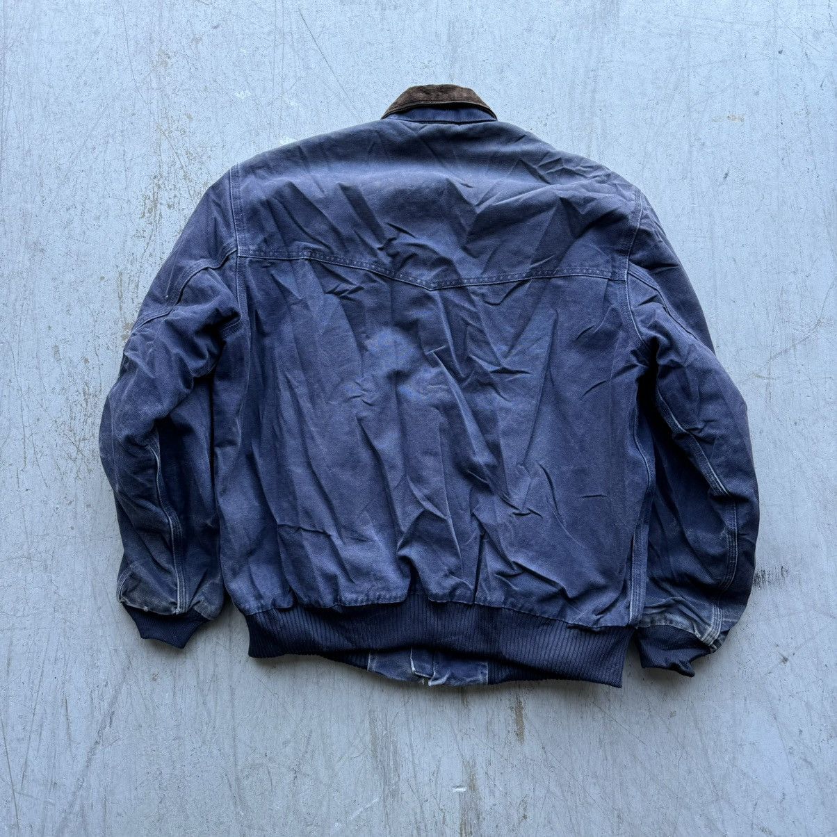 Carhartt × Vintage Vintage 90s Carhartt Santa Fe Navy Faded Workwear Jacket Size US XL / EU 56 / 4 - 3 Thumbnail