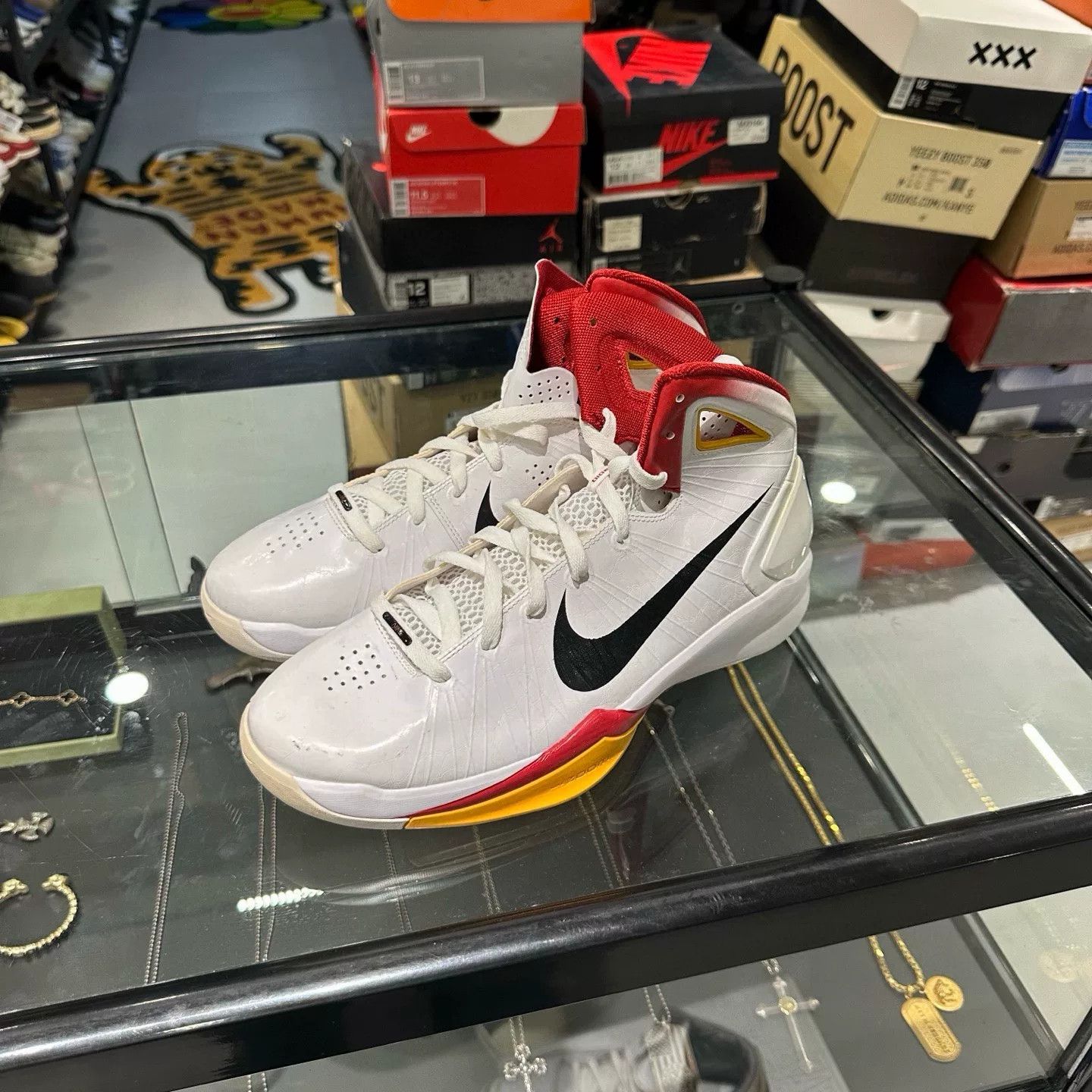 Nike Nike Lowtop Sneakers 12 Men Size US 12 / EU 45 - 1 Thumbnail