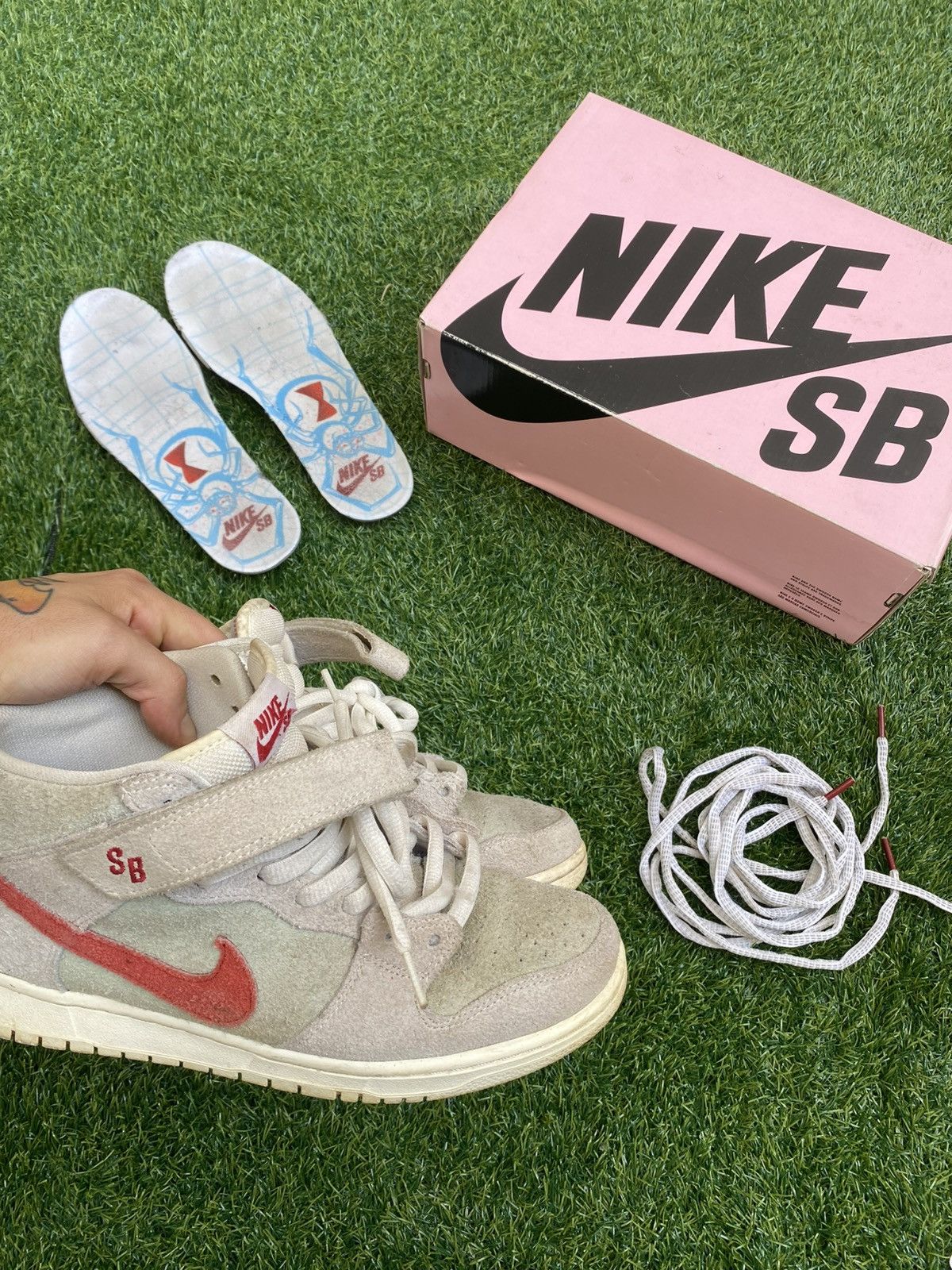 Nike Dunk SB mid White Widow Size US 9.5 / EU 42-43 - 9 Thumbnail