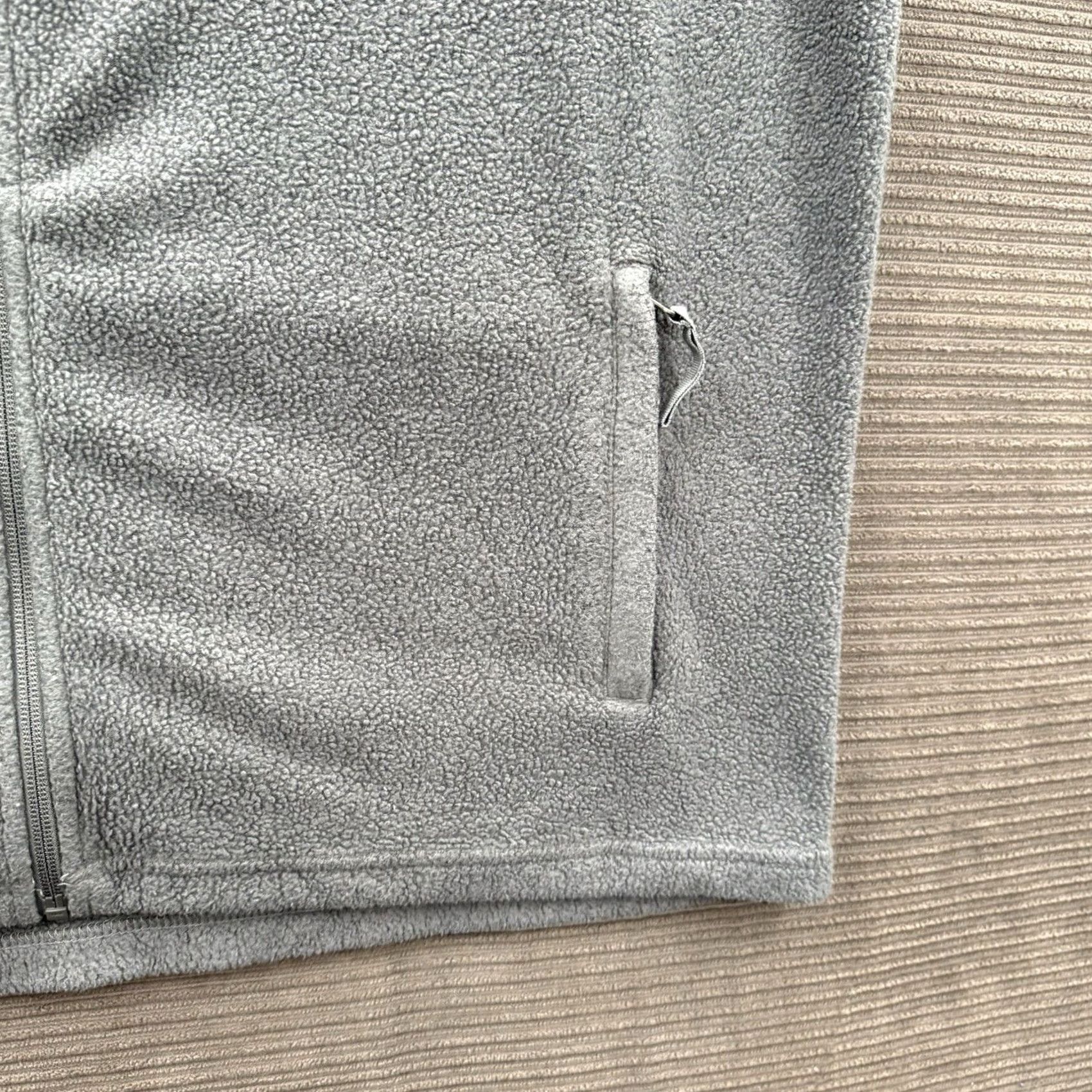 Vintage Free Fly Vest Men 3XL Gray Bamboo Outdoors Hiking Exploring Fishing Casual Fleece Vest Regular Big & Tall Zip Full Zip Lightweight Solid Outdoor Men Size US XXL / EU 58 / 5 - 7 Thumbnail