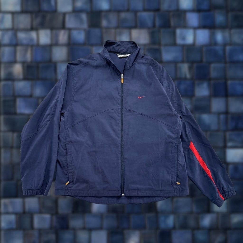 Nike VINTAGE Nike Mens Blue Zip Up Embroidered Windbreaker Y2K Silver Tag Size 2XL Jacket Windbreaker Logo Pockets Full Zip Casual Running & Jogging Men Size US XXL / EU 58 / 5 - 1 Thumbnail