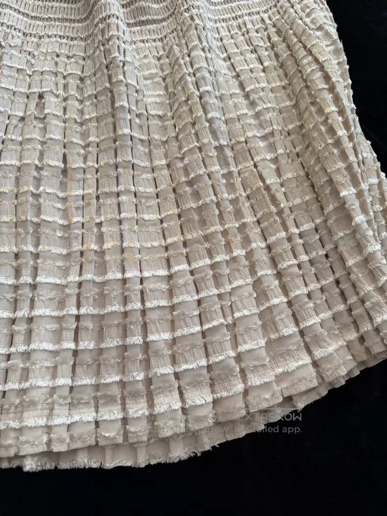 Issey Miyake Issey Miyake Beige Skirt Size 25" / US 0 / IT 36 - 9 Thumbnail