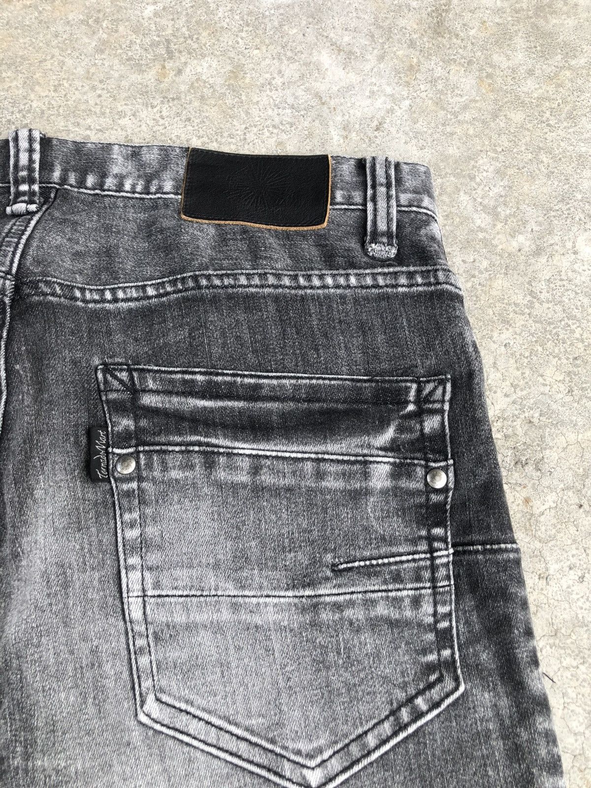 If Six Was Nine Tornado Mart Flared Jeans Distressed Jeans Size US 29 - 16 Thumbnail
