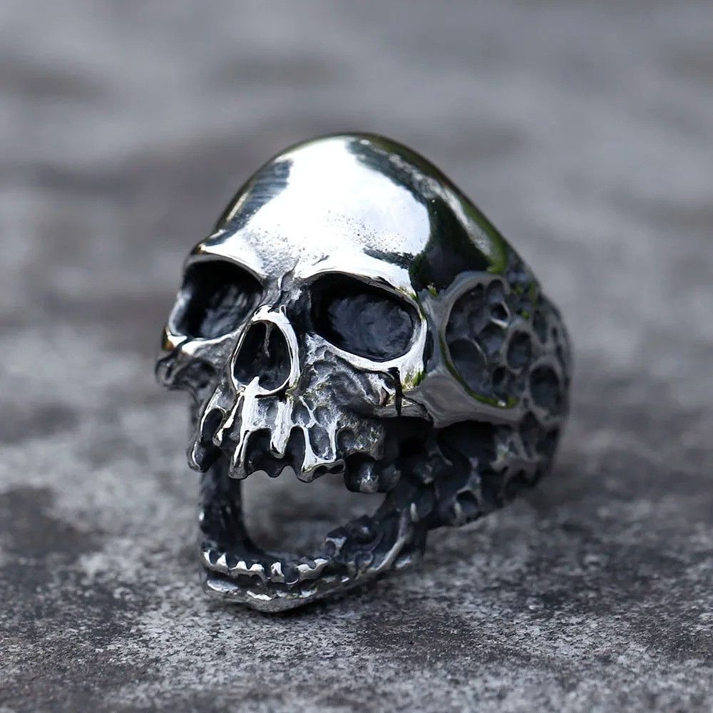 Jewelry Large Skull Ring Size ONE SIZE - 1 Thumbnail