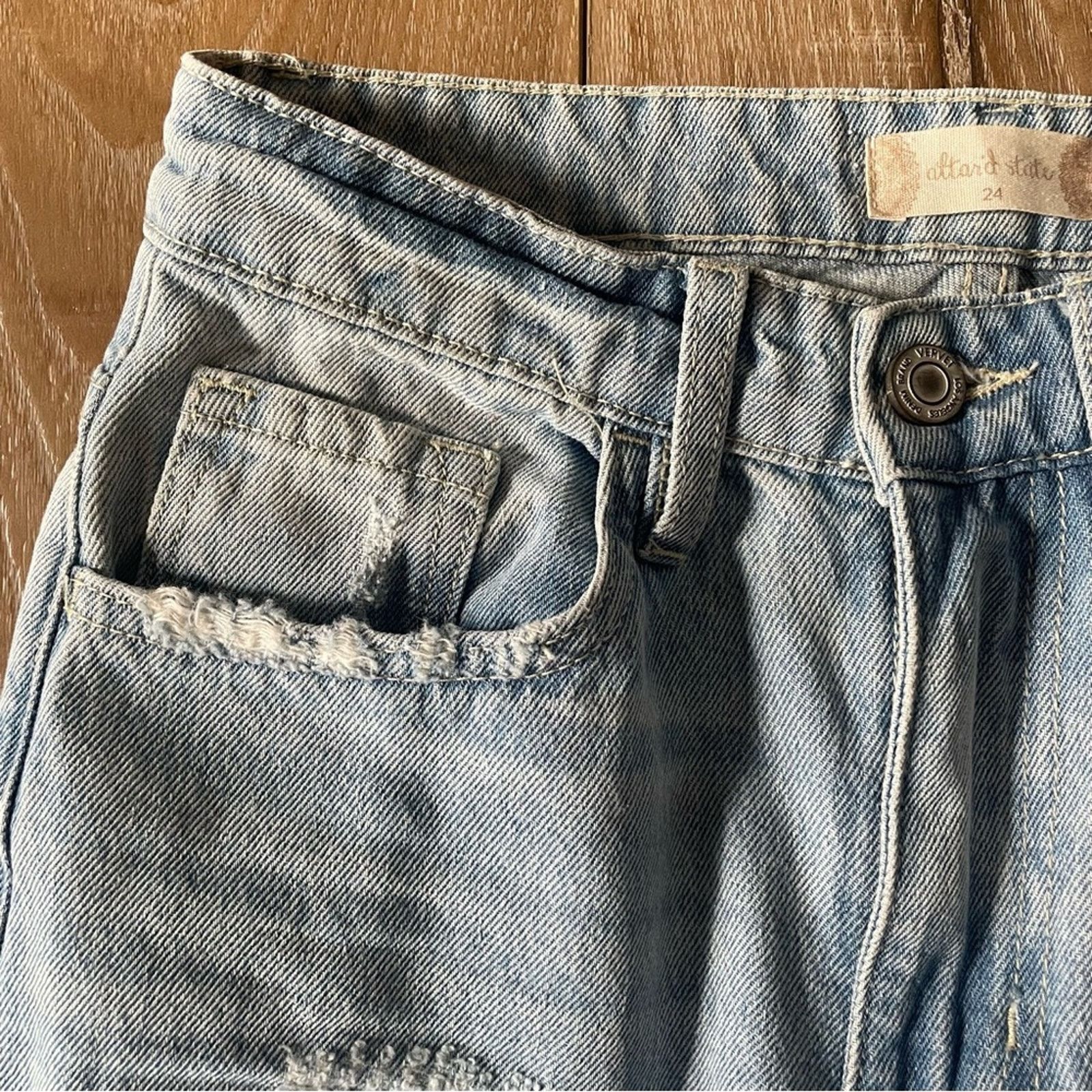 Other Altar’d State 🌺 Kayla Straight Leg Jeans Size 24" / US 00 / IT 34 - 4 Thumbnail