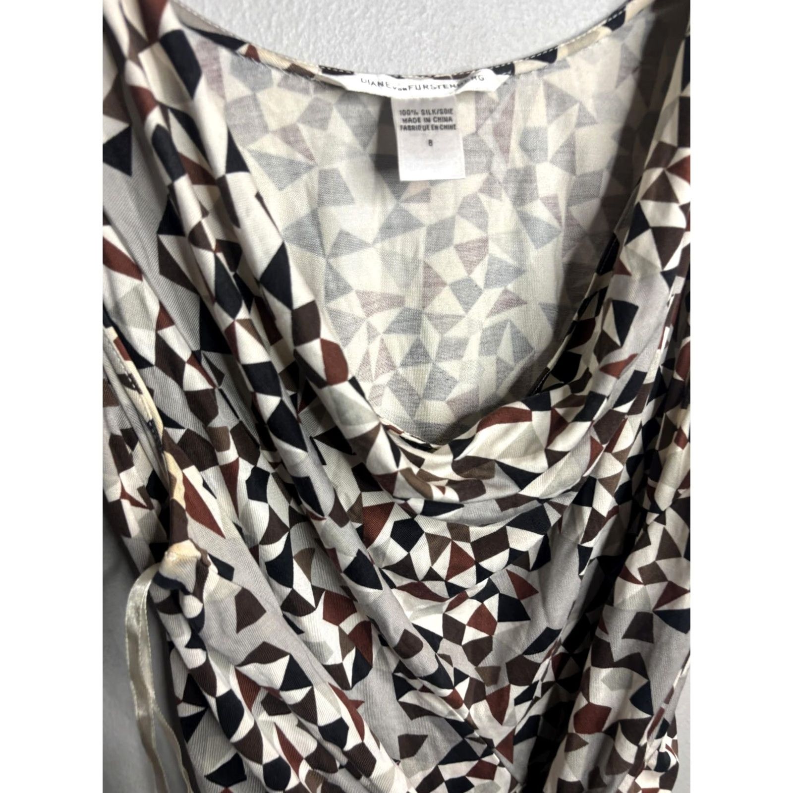 Diane von Furstenberg Diane von Furstenberg Dress Womens 8 Multicolor Silk Cowl Neck Belted Geometric Size M / US 6-8 / IT 42-44 - 2 Thumbnail