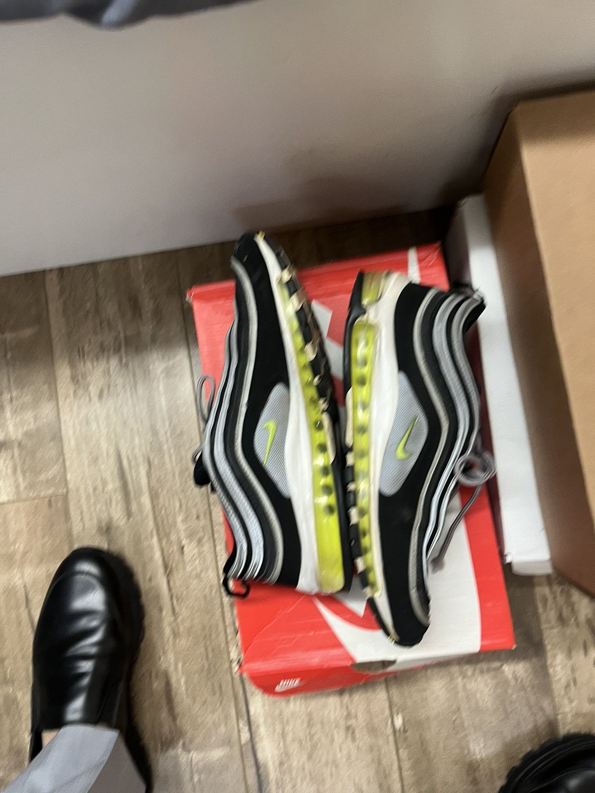 Nike Nike airmax 97 volt Size US 11 / EU 44 - 7 Thumbnail