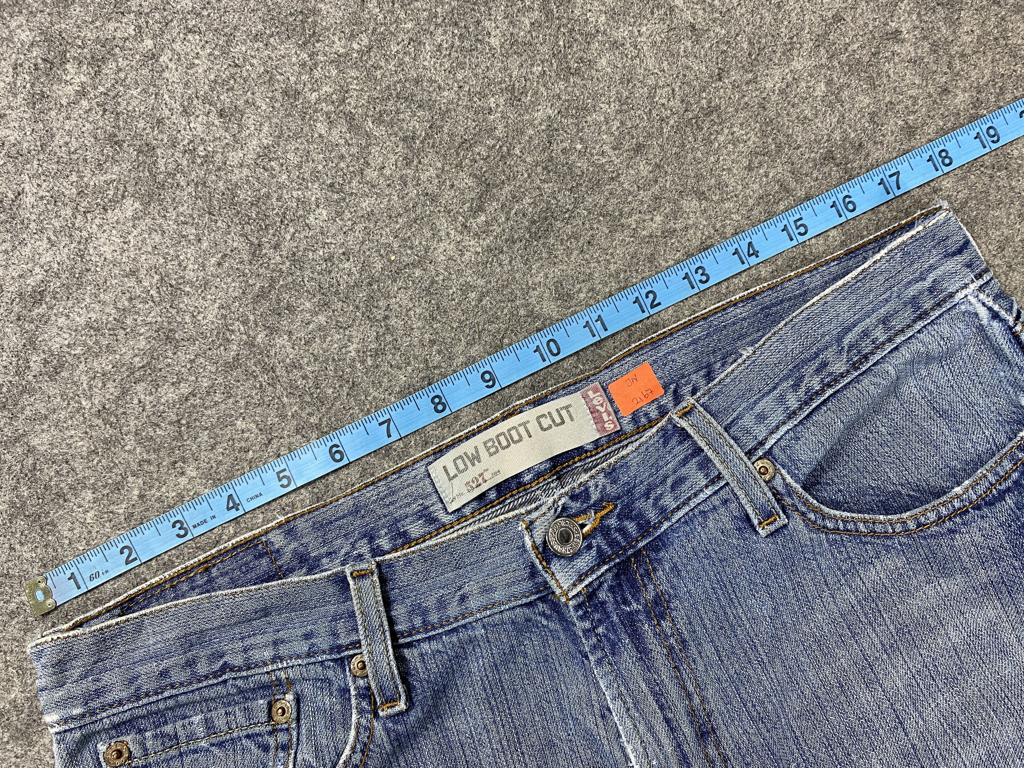 Levi's Blue Vintage Levi's 527 Jeans 35x33 Denim -JN2167 Size US 35 - 5 Thumbnail