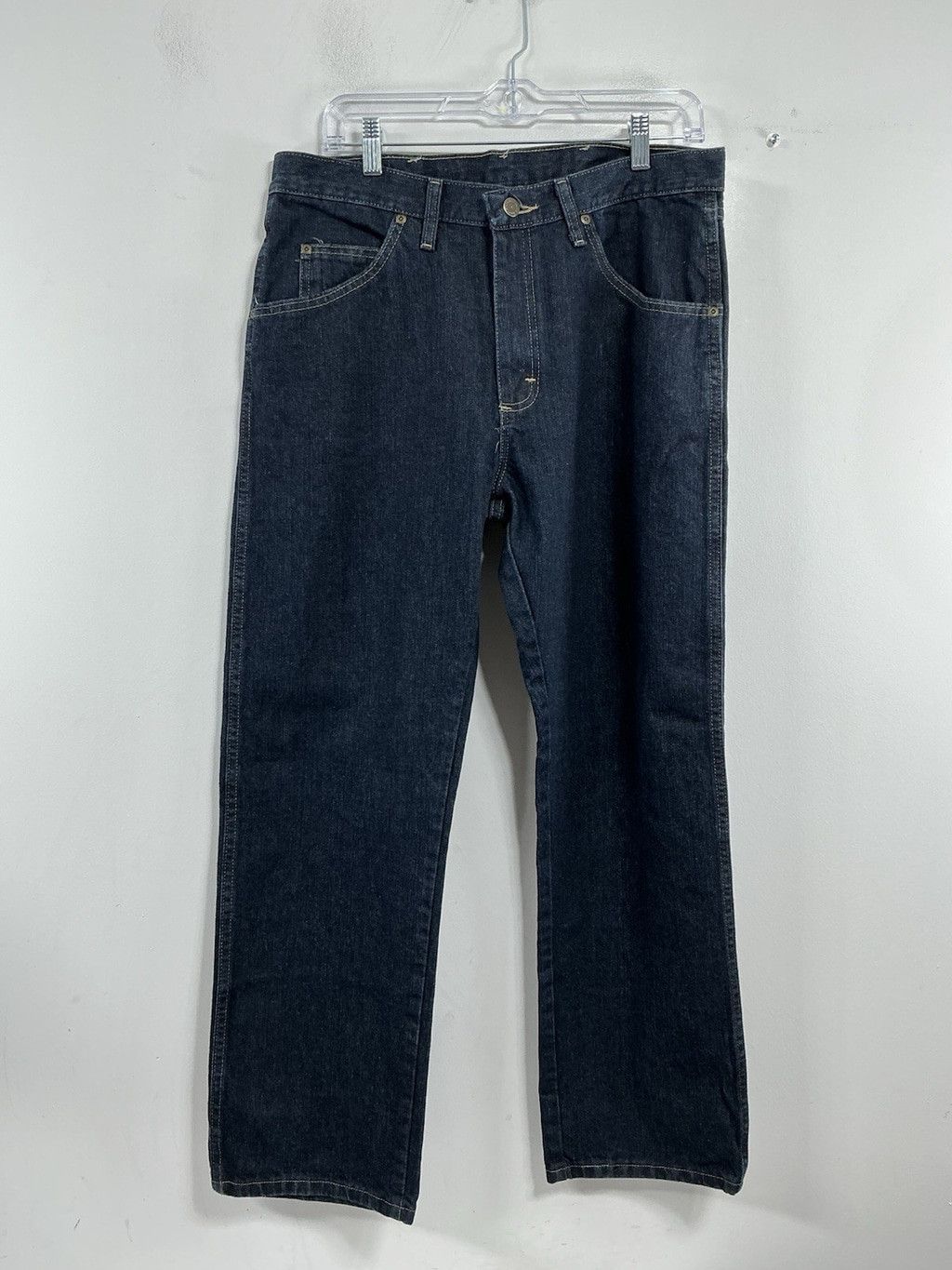 Wrangler Men's Wrangler Regular Fit Blue Jeans 34x29 Size US 34 / EU 50 - 1 Thumbnail