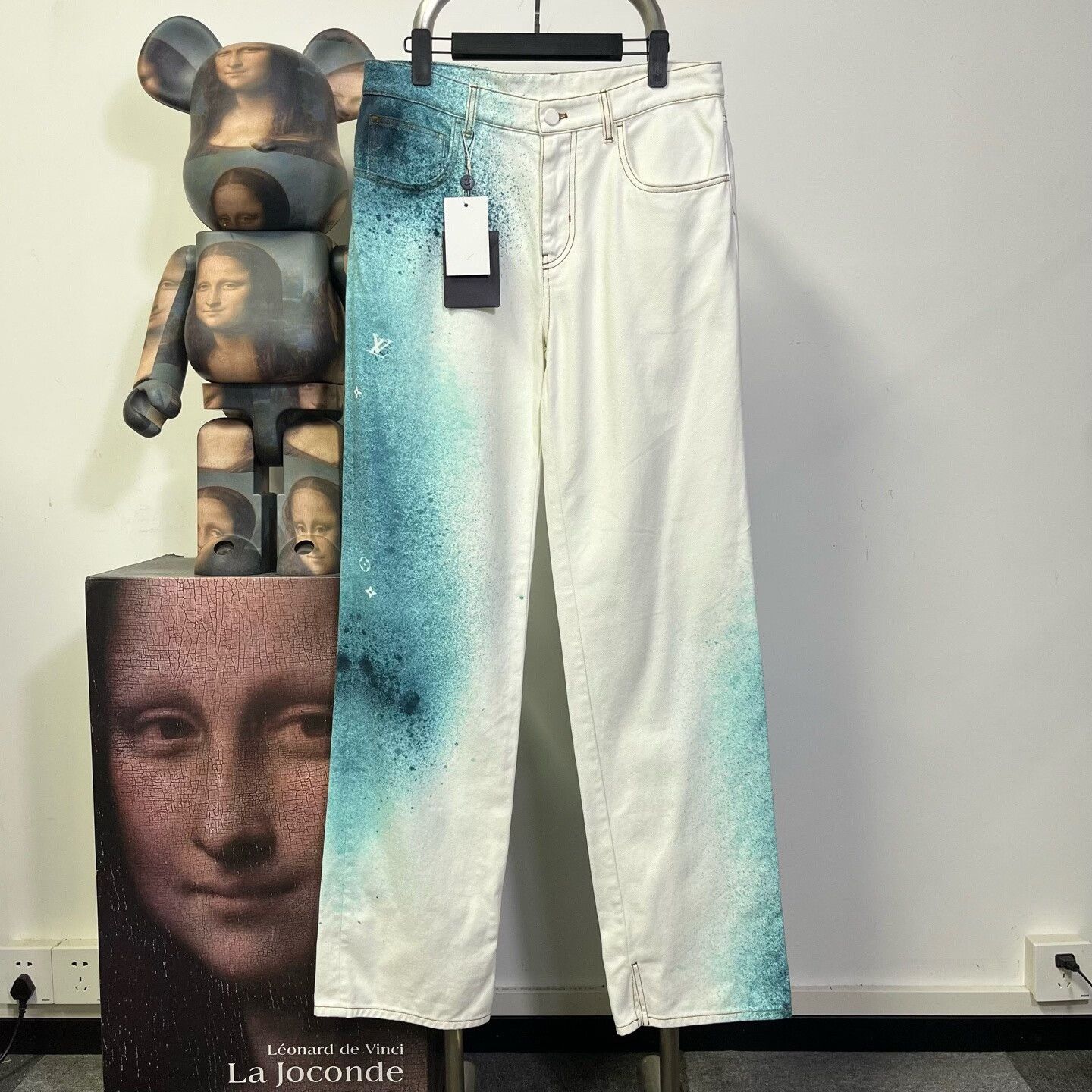 Louis Vuitton Louis Vuitton Denim Denim Jeans 30 Men Size US 30 / EU 46 - 1 Thumbnail