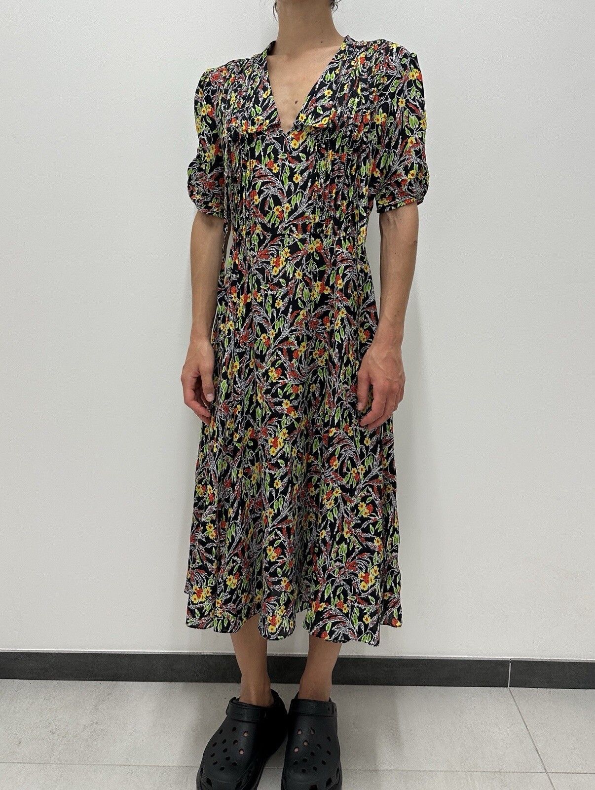 Polo Ralph Lauren Polo Ralph Lauren Silk Viscose Floral Print Dress V-neck Size M / US 6-8 / IT 42-44 - 2 Thumbnail