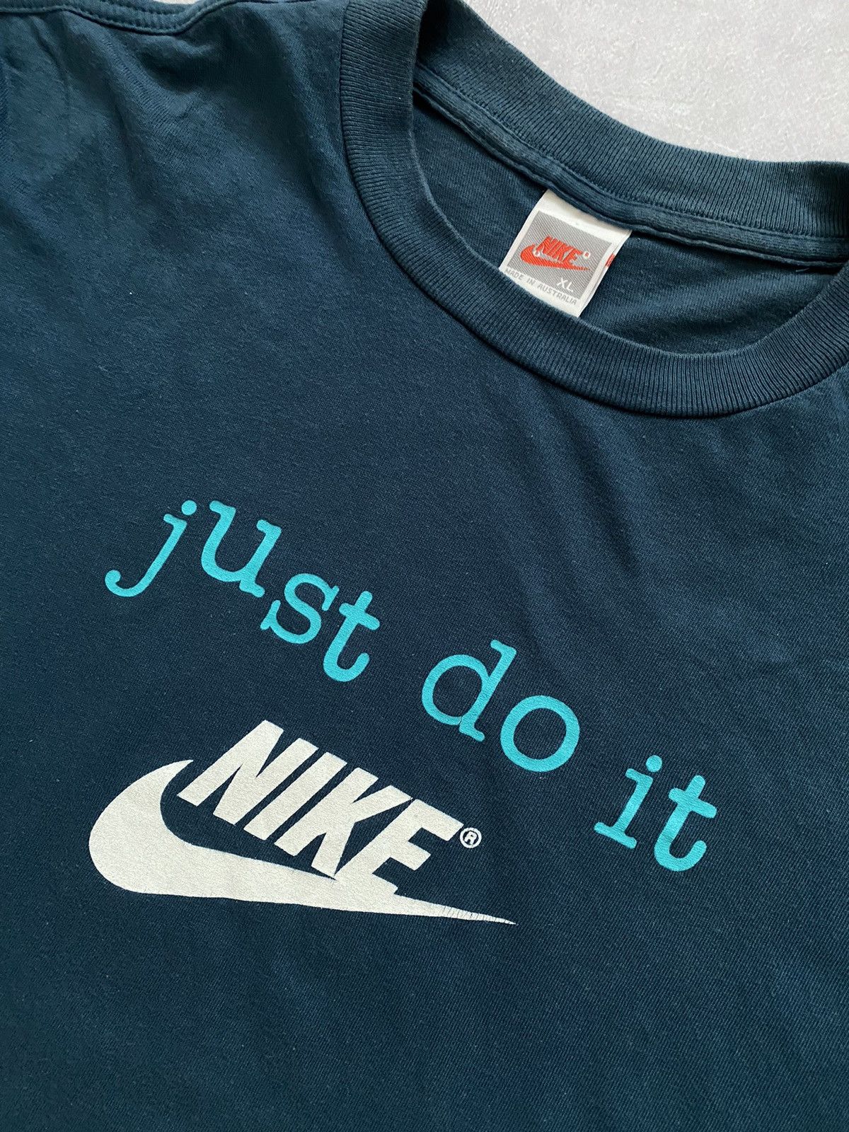Nike × Vintage ⚠️Vintage nike big logo t shirt,rare,y2k,retro hype Size US XL / EU 56 / 4 - 2 Thumbnail