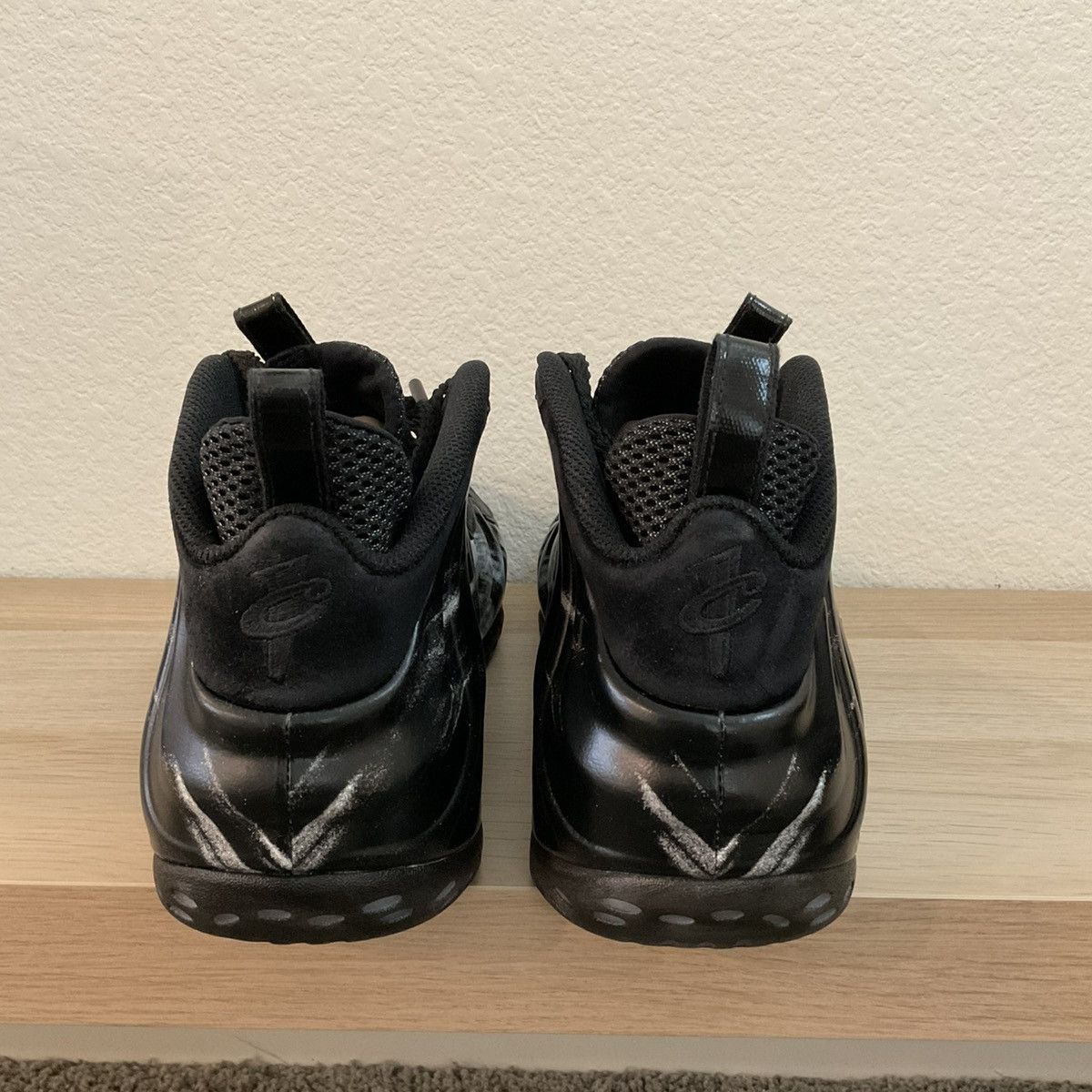 Nike Nike Air Foamposite One Size US 11 / EU 44 - 2 Thumbnail