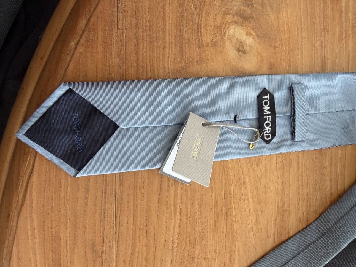 Tom Ford Tom Ford 100% Silk Tie Size ONE SIZE - 3 Thumbnail