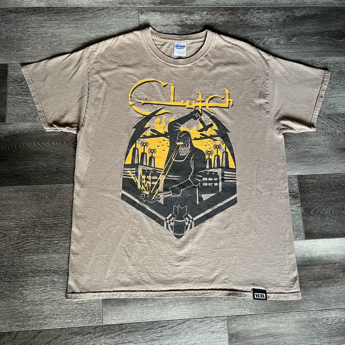 Band Tees × Vintage Vintage 2000s Clutch Weathermaker Graphic Band Logo T Shirt Size US L / EU 52-54 / 3 - 1 Thumbnail