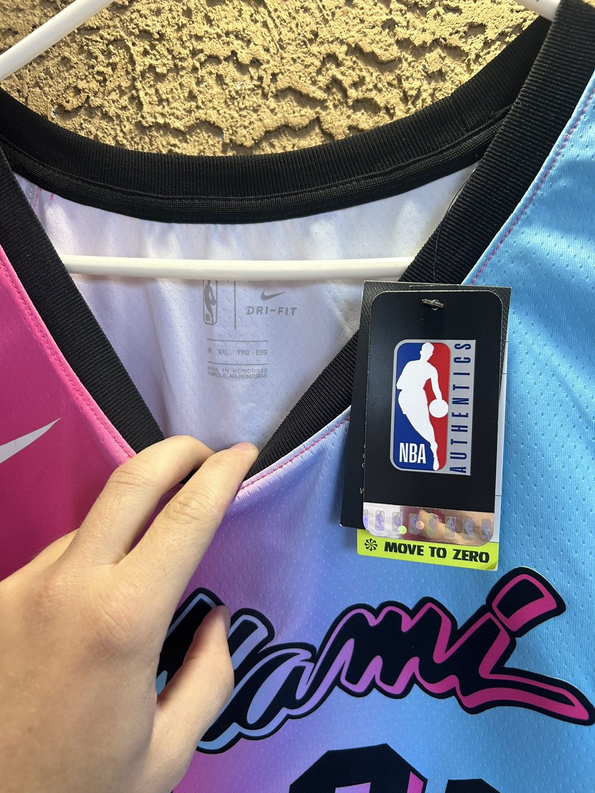 NBA Miami Heat Nike Jimmy Butler Jersey City Edition NWT XXL Size US XXL / EU 58 / 5 - 2 Thumbnail