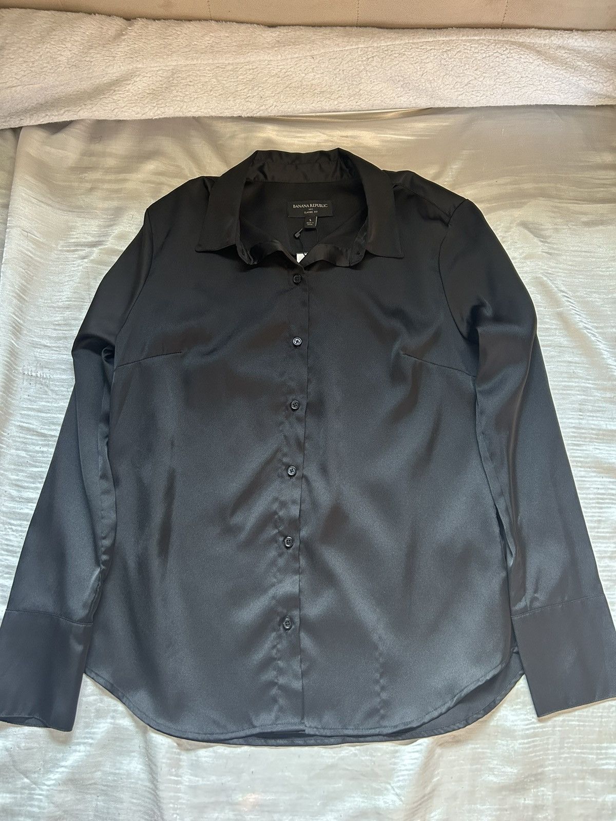 Banana Republic Banana Republic Button Up Silk Shirt Size S / US 4 / IT 40 - 1 Thumbnail