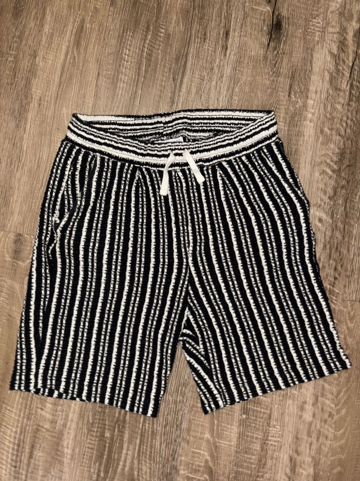 Zara Zara shorts Medium Size US 32 / EU 48 - 1 Thumbnail