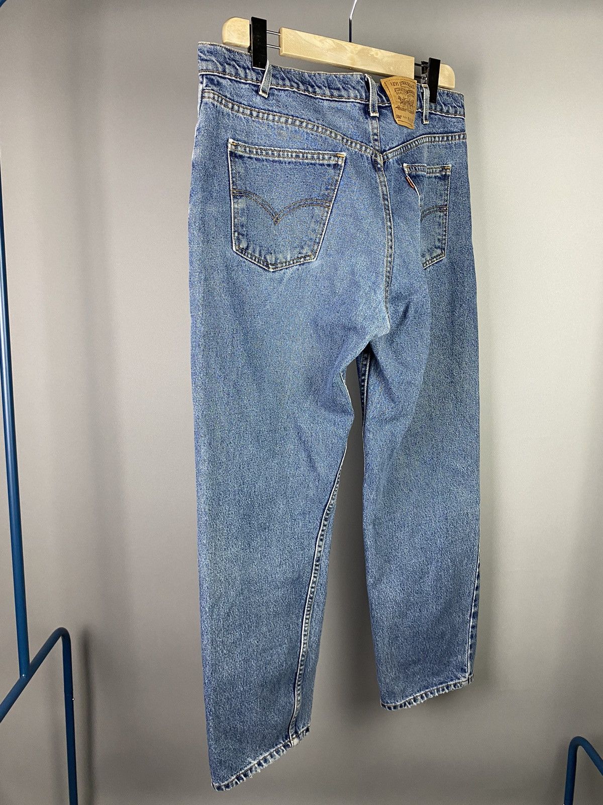 Levi's × Levi's Vintage Clothing × Vintage Vintage Levi’s 550 Relaxed Fit Jeans - W36 L30 Size US 36 / EU 52 - 9 Thumbnail