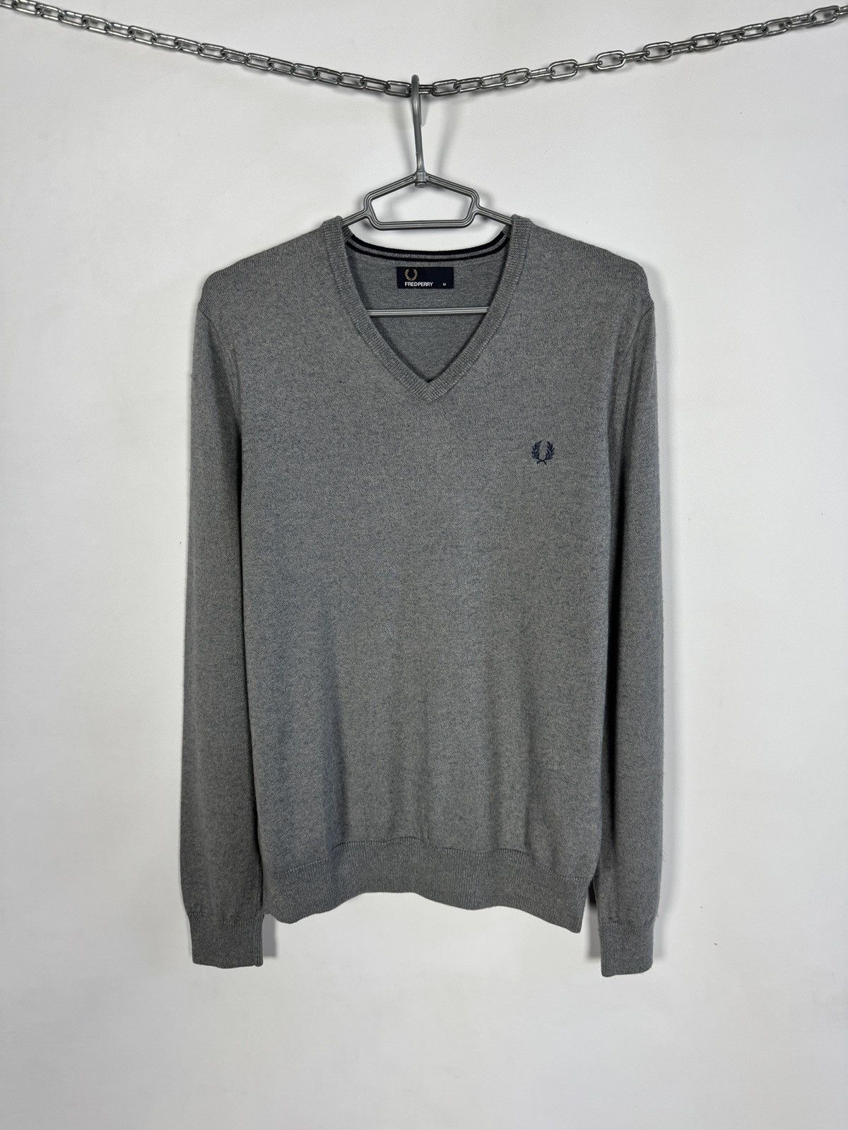Fred Perry Fred Perry V-Neck Merino Wool Sweater Pullover Size M Size US M / EU 48-50 / 2 - 1 Thumbnail