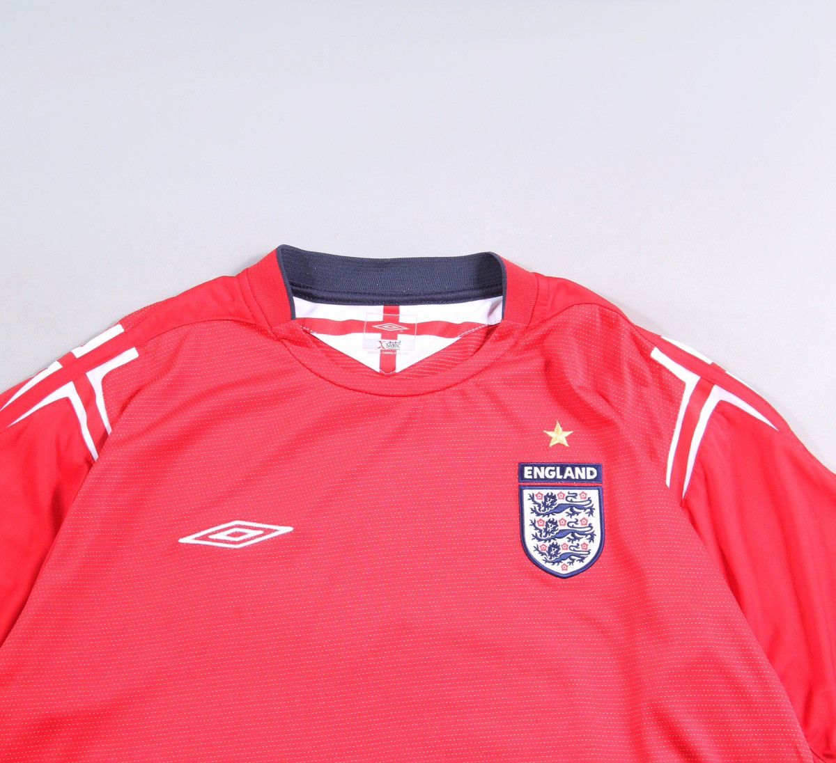 Umbro Umbro x England Vintage Soccer Football Red Jersey Shirt 2XL Size US XXL / EU 58 / 5 - 2 Thumbnail
