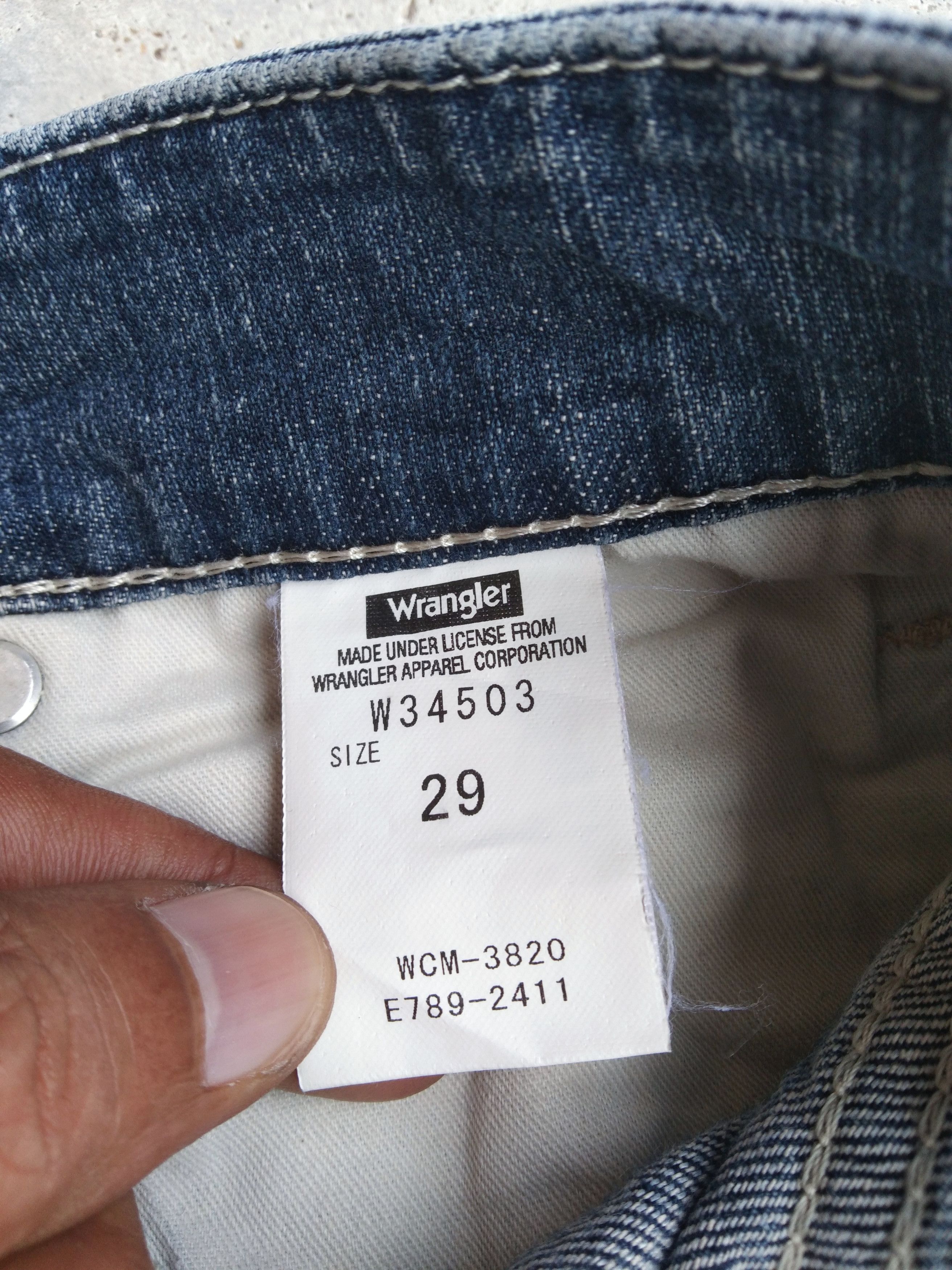 Wrangler Vintage Faded Blue Wrangler Distressed Jeans 29x28 Size US 29 - 6 Thumbnail