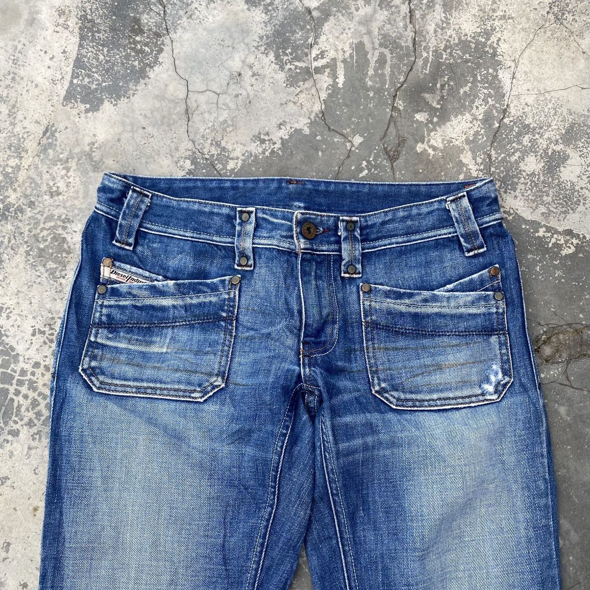 Diesel × Diesel Black Gold DIESEL Low Rise Jeans Size US 30 / EU 46 - 2 Thumbnail