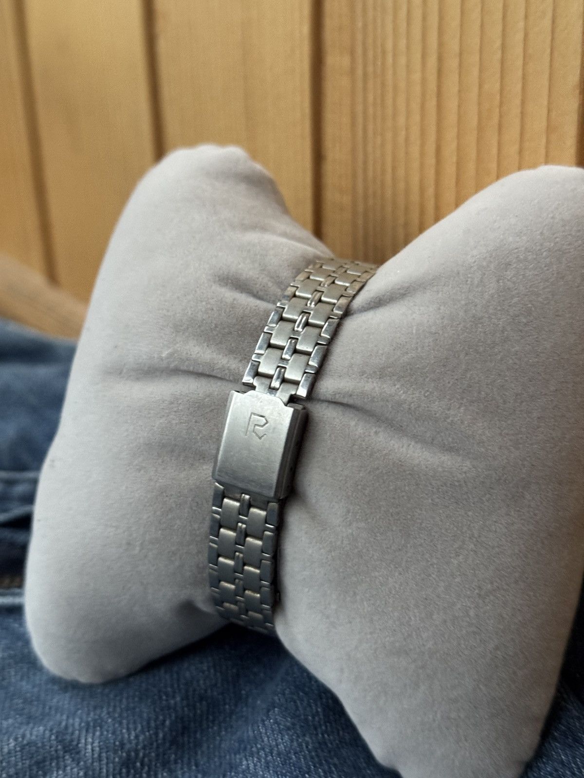 Designer × Japanese Brand × Vintage Rivoli Japanese quartz watch 00s vintage Size ONE SIZE - 3 Thumbnail