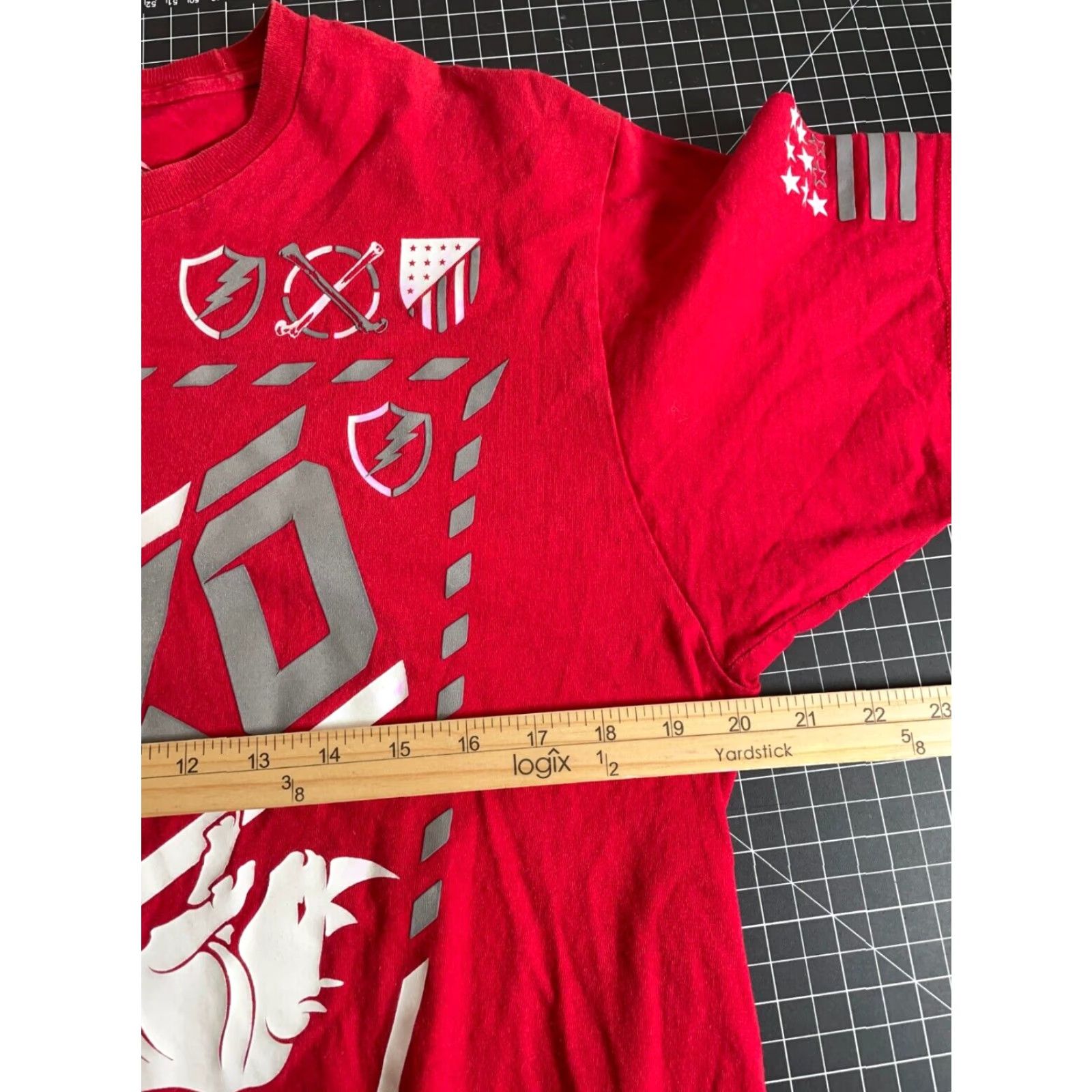 Ecko Unltd. VINTAGE Ecko Unltd. T-Shirt Main Point: MMA Graphic Red Short Sleeve Crew Neck Adult Large Men Slim Fit 2000s Hip Hop Retro - Mens Size US L / EU 52-54 / 3 - 5 Thumbnail