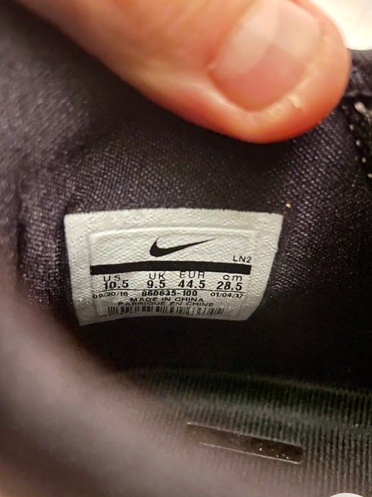 Nike Nike LeBron XIV 2017 860634-100 Size 10.5 High Tops Limited Size US 10.5 / EU 43-44 - 5 Thumbnail