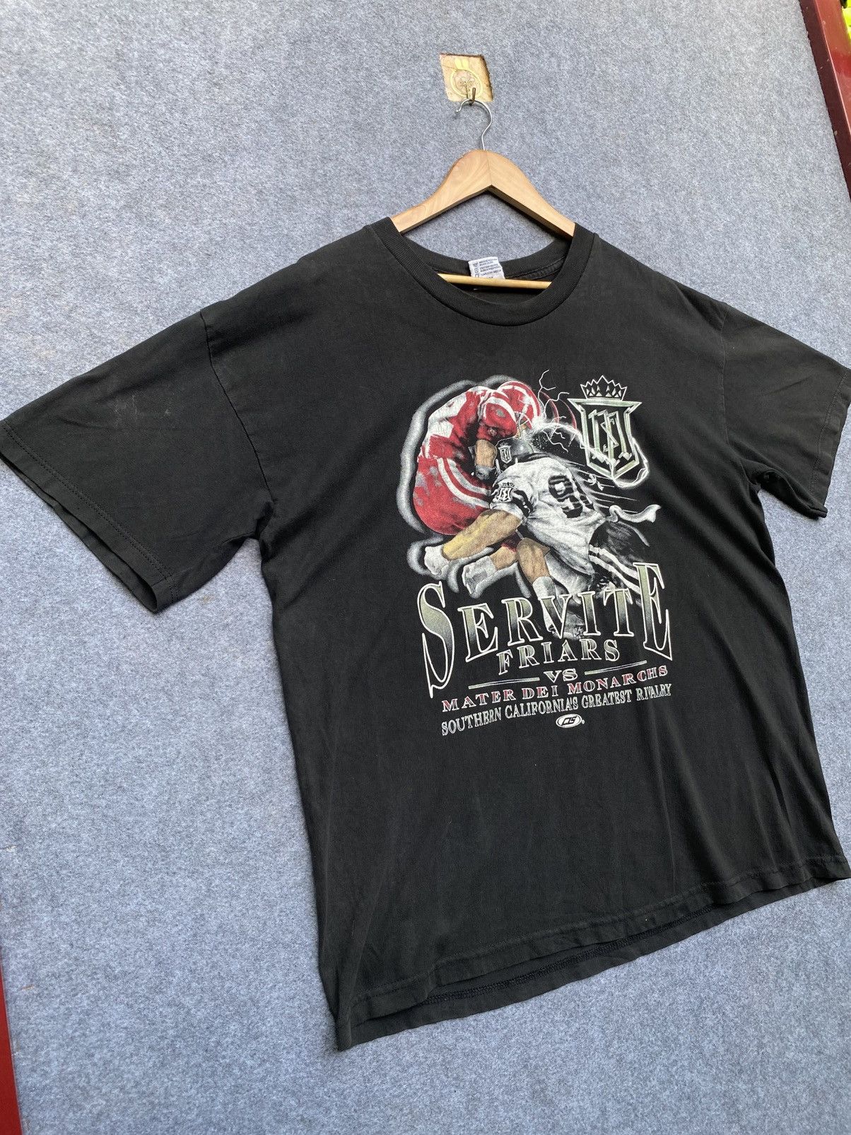 Vintage Servite friars vs meter day monarchs ragby tee Size US XL / EU 56 / 4 - 4 Thumbnail