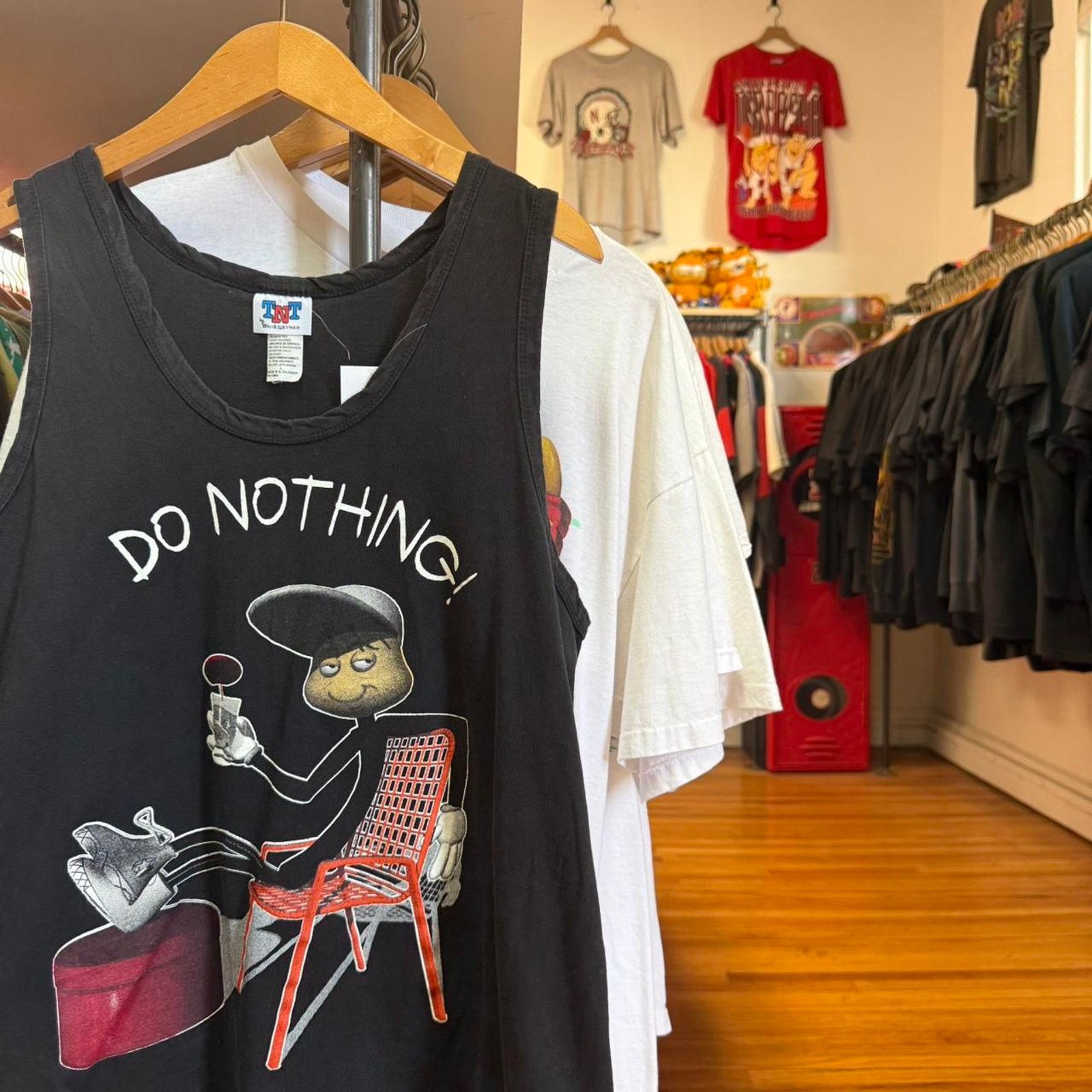 Vintage Vintage 90s Do Nothing Ordinary Man Tank Top Size US L / EU 52-54 / 3 - 1 Thumbnail