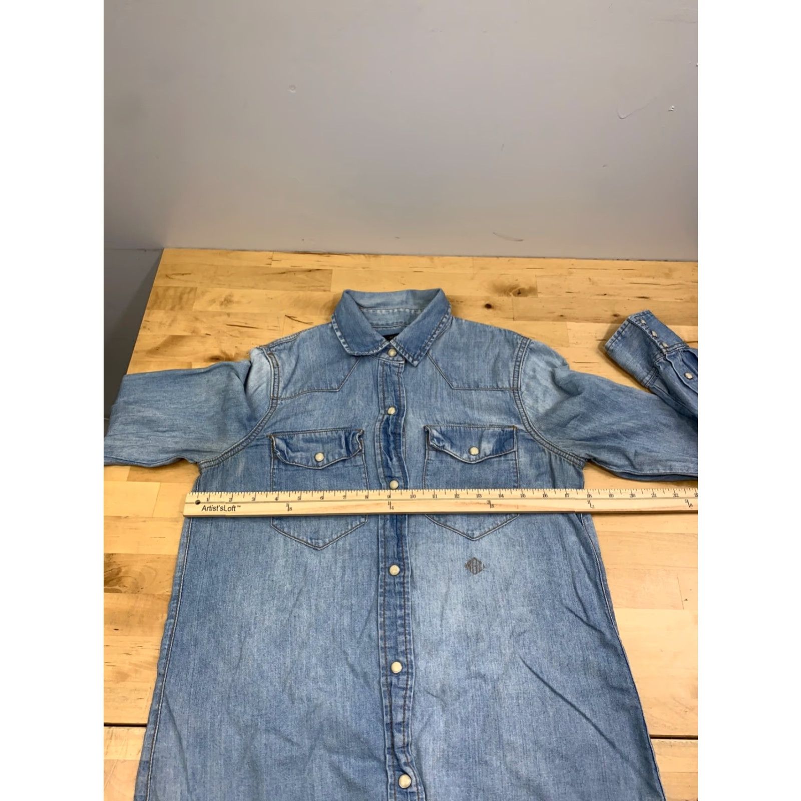 J.Crew J. Crew Shirt Women 4 Blue Indigo Pearl Snap Button-Up Long SleeveCollared Vintage No? Size S / US 4 / IT 40 - 6 Thumbnail