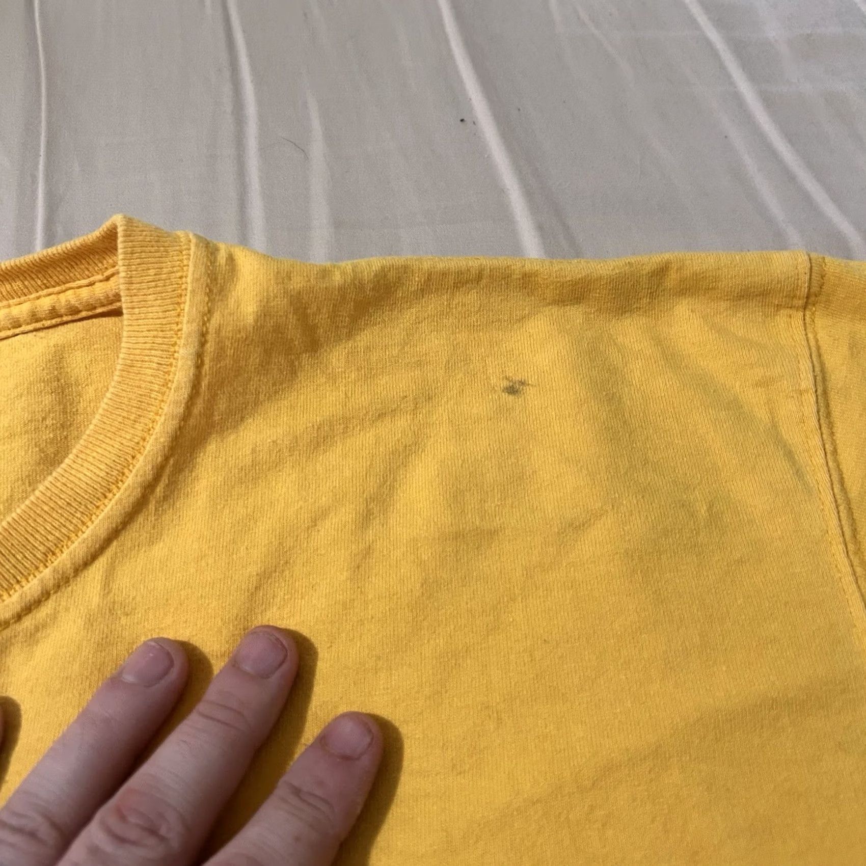 Carhartt VINTAGE Carhartt Spellout Shirt Workwear Yellow L Mens T-Shirt Y2K Size Large Size US L / EU 52-54 / 3 - 3 Thumbnail