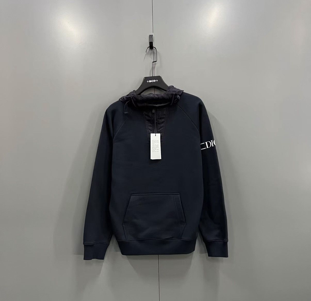 Dior Dior dark navy logo printed hoodie J41 Size US XXS / EU 40 - 1 Thumbnail