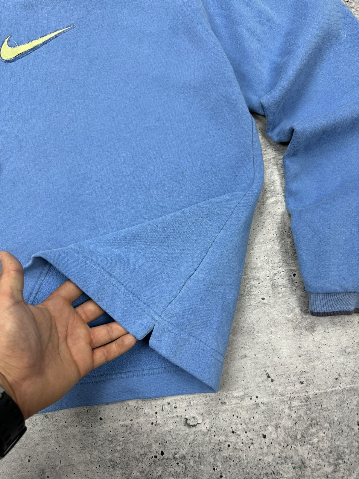 Nike × Vintage Vintage Nike Y2K Style 90's Big Central Logo Blue Sweatshirt Size M / US 6-8 / IT 42-44 - 6 Thumbnail