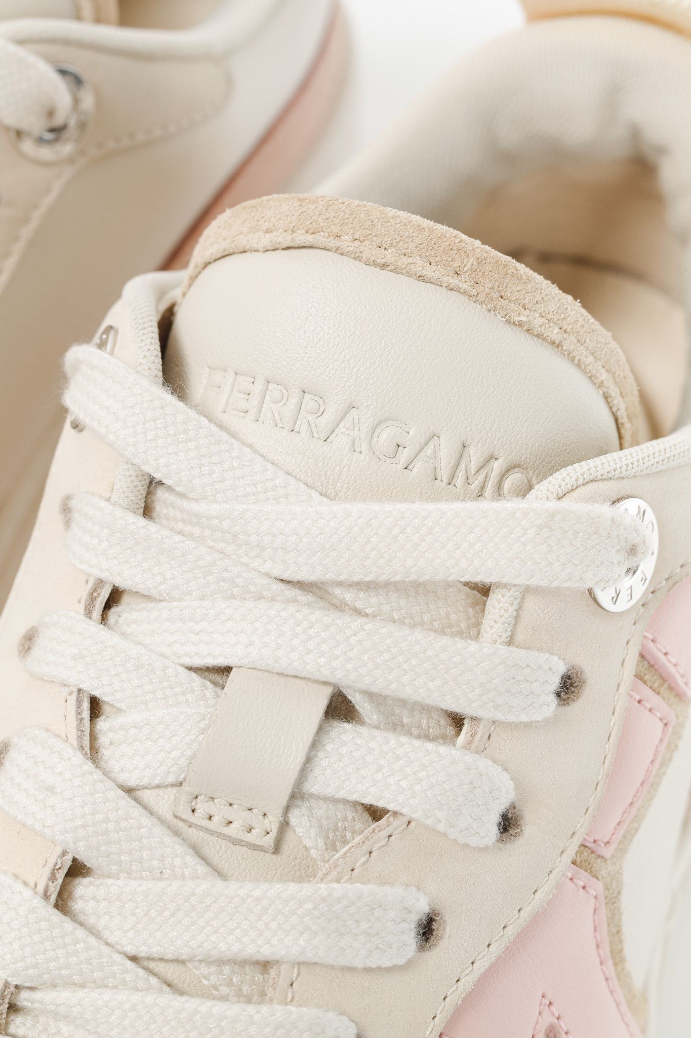 Salvatore Ferragamo Ferragamo Dania Cream Gancini Lace-Up Leather Sneakers Size US 5 / IT 35 - 7 Thumbnail