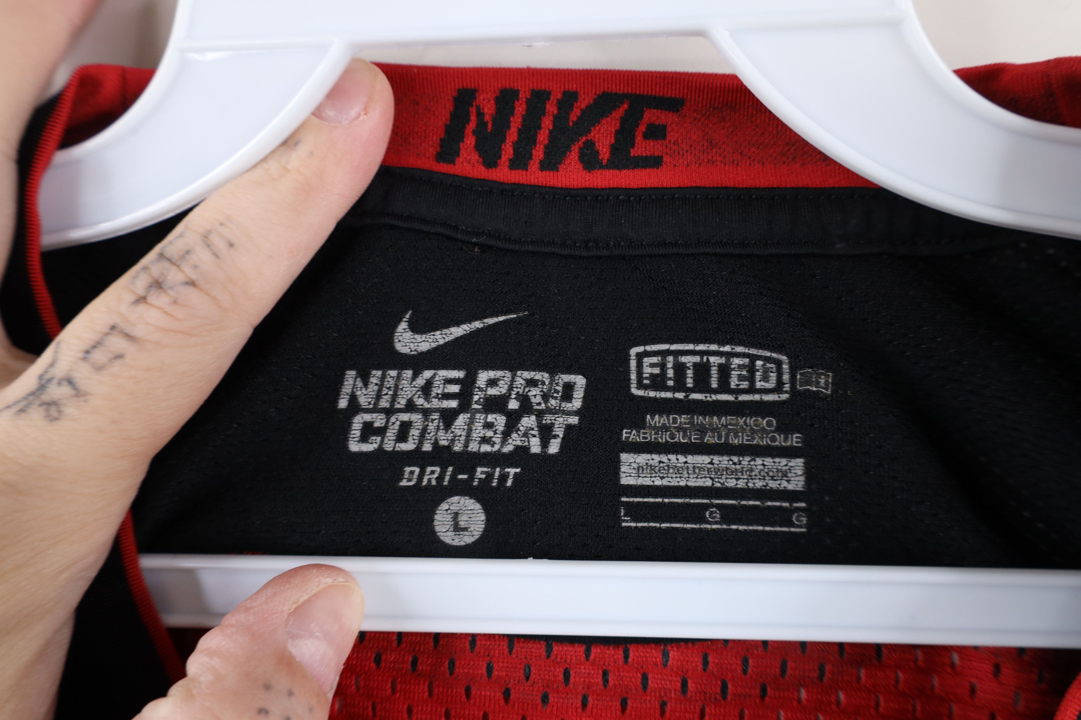 Nike × Vintage Nike Pro Combat Compression Short Sleeve Training T-Shirt Size US L / EU 52-54 / 3 - 9 Thumbnail