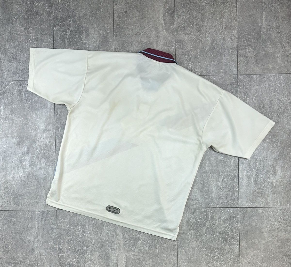 Reebok Reebok Aston Villa Away 1999/2000 Football Soccer Jersey Size US L / EU 52-54 / 3 - 19 Thumbnail