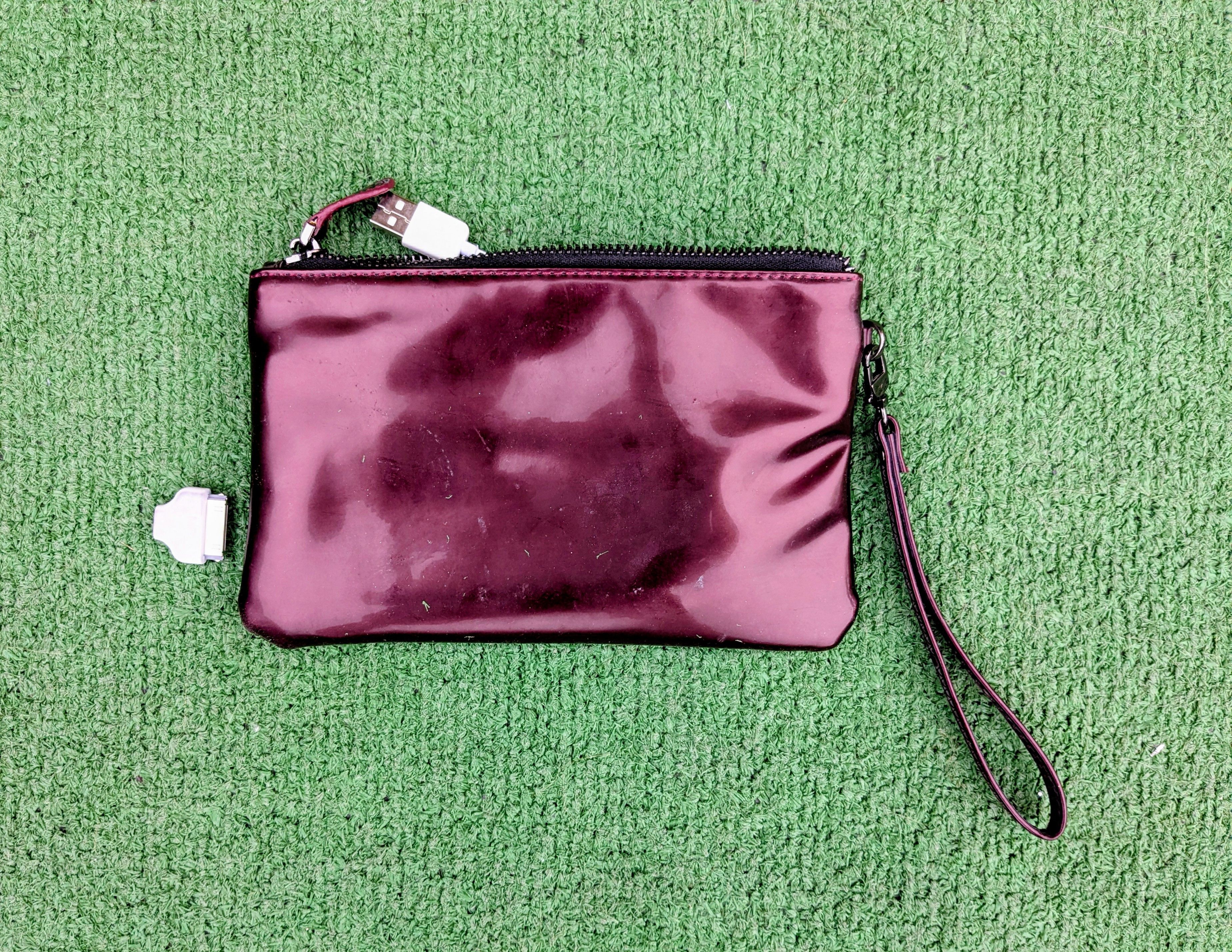 Other Handbag Butler/Mighty Purse /Clutch Bag w/Android Charger Size ONE SIZE - 2 Thumbnail