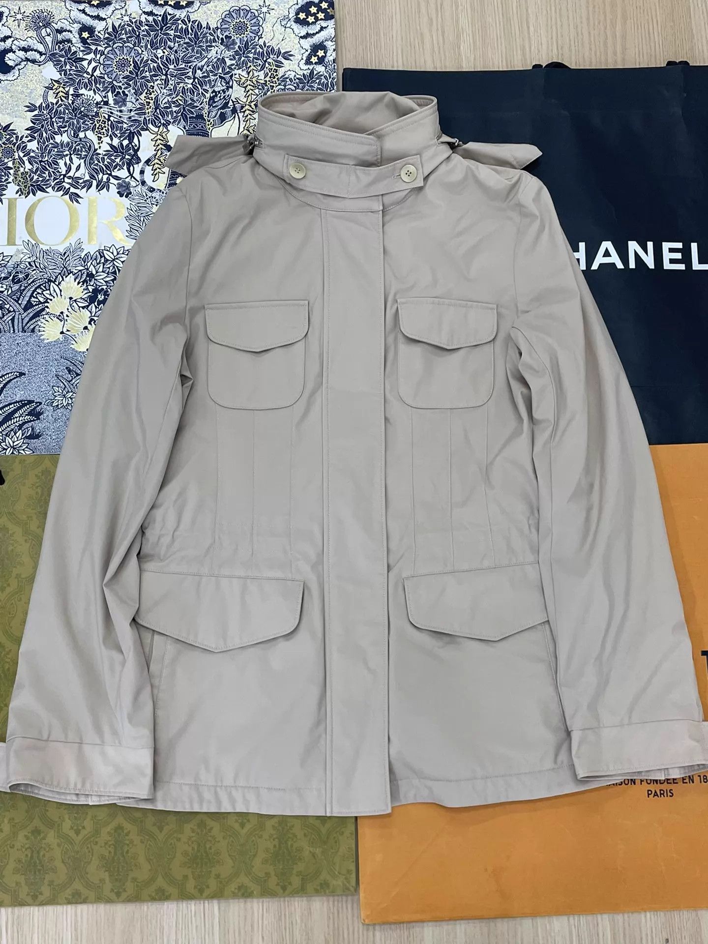 Loro Piana Loro Piana Traveller Hooded Stand Collar Beige 40 Jacket Size S / US 4 / IT 40 - 1 Thumbnail
